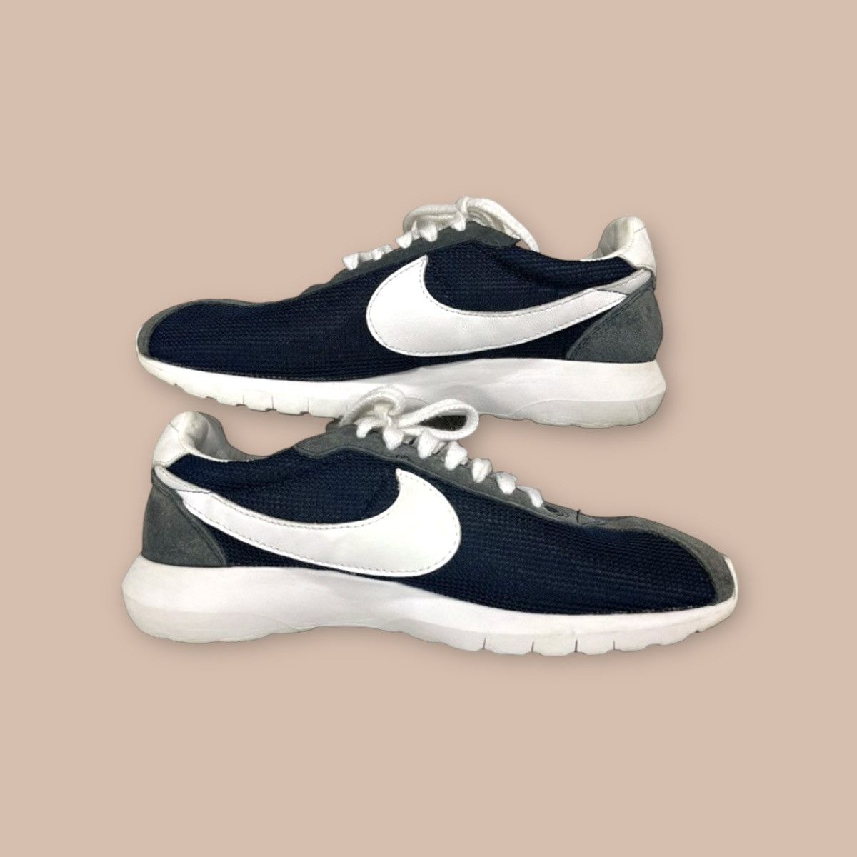 Fragment Design × Nike Nike X Fragment Design “Roshe Run LD-1000” Size US 9.5 / EU 42-43 - 10 Thumbnail