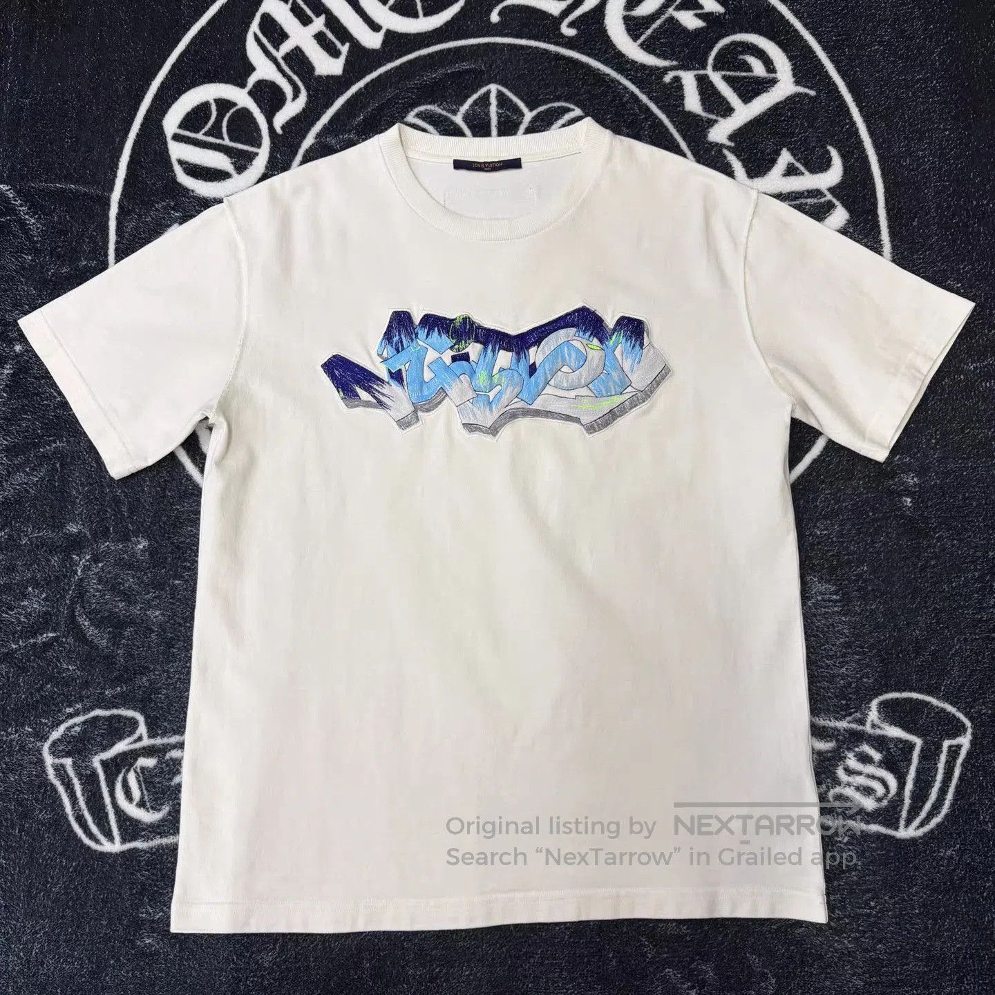 Louis Vuitton White Short Sleeve Graphic T. Size US L / EU 52-54 / 3 - 1 Thumbnail