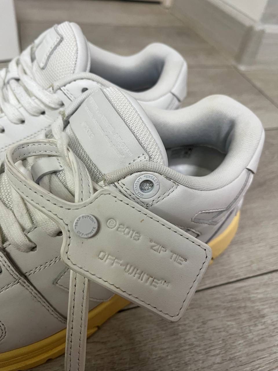 Off-White Off-White Out Off Office Size US 9 / EU 42 - 6 Thumbnail