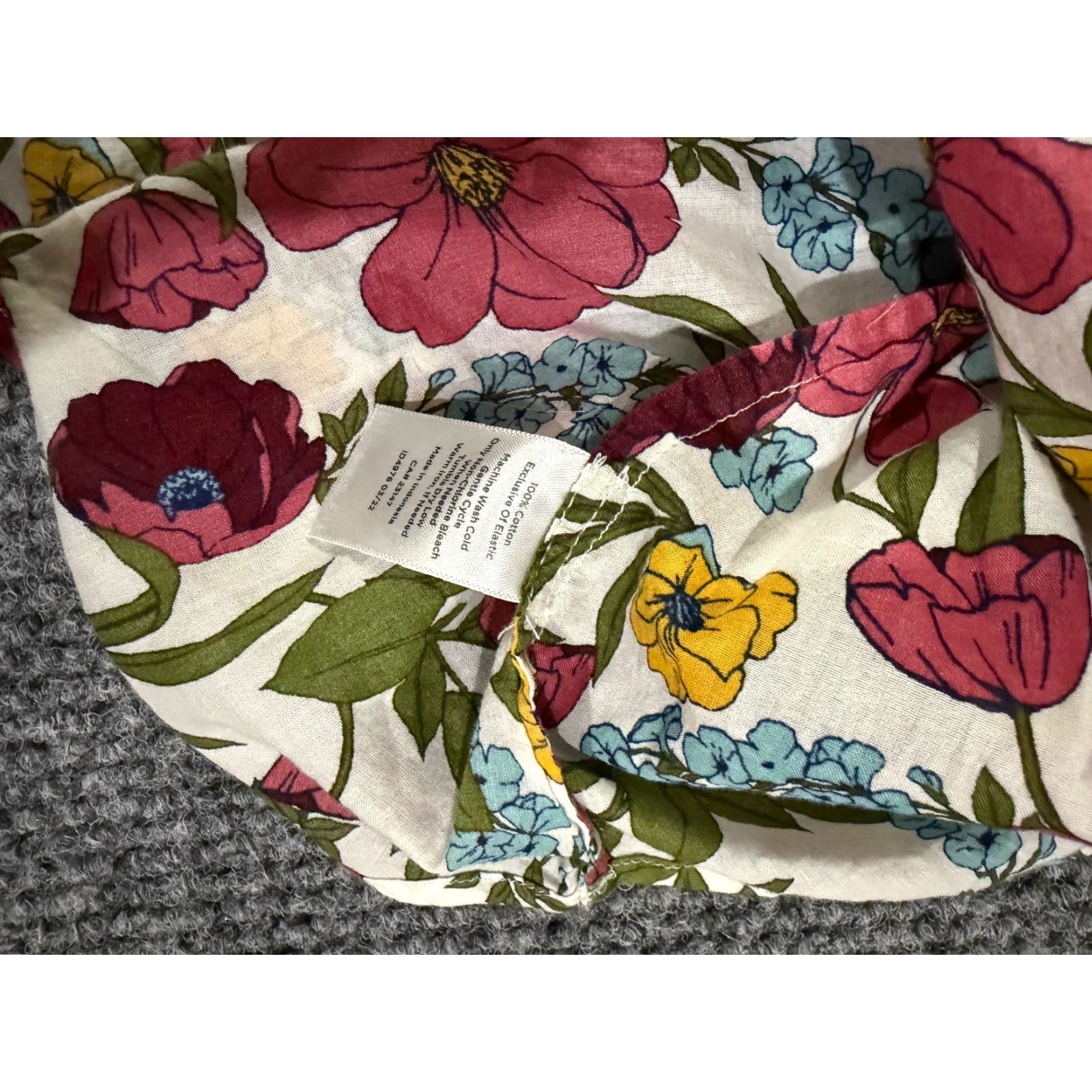 Talbots Talbots Blouse Womens Petites Large White Multicolor Floral Long Sleeve Button Front Size L / US 10 / IT 46 - 6 Thumbnail