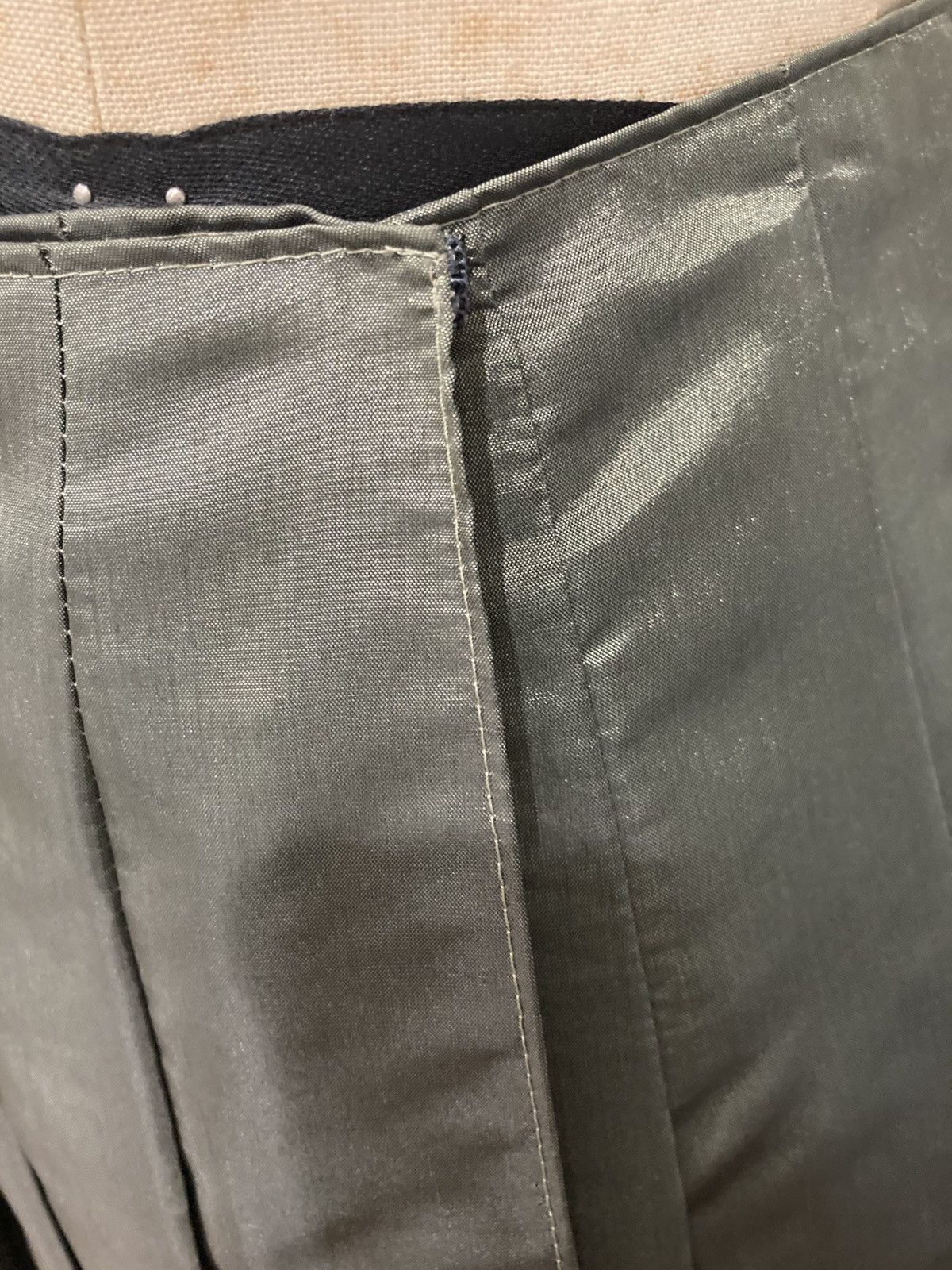 Japanese Brand Japanese Archive Sharp Pleated Wrap Skirt One-of-One Grunge Size 26" / US 2 / IT 38 - 4 Thumbnail
