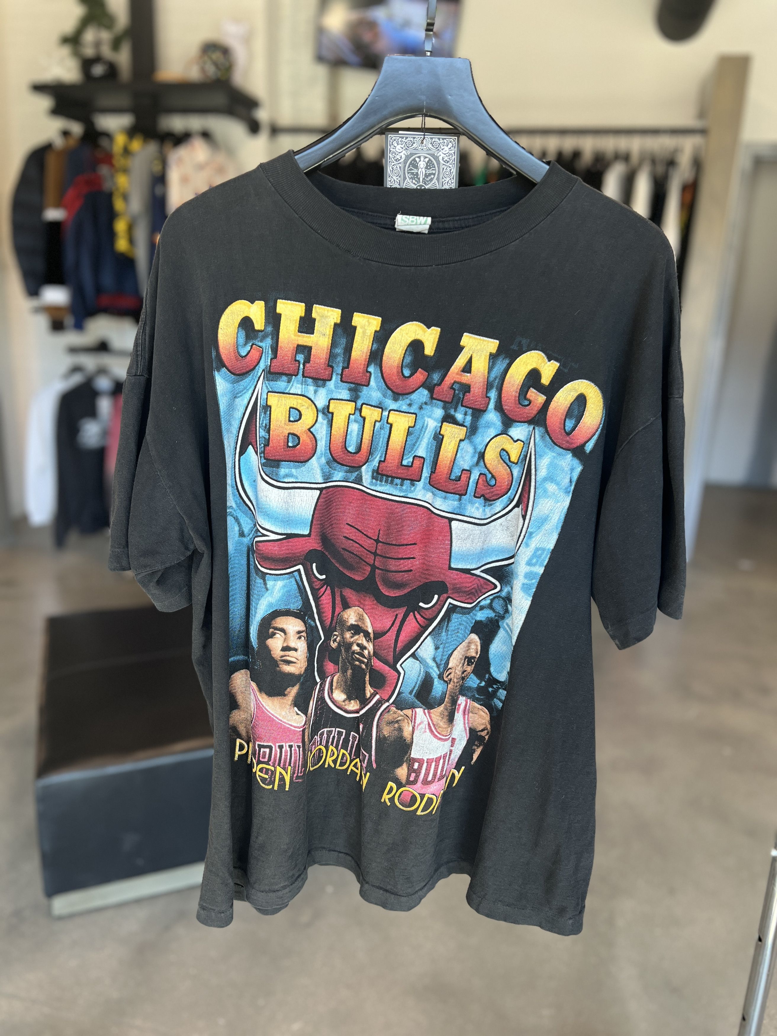 Image of Chicago Bulls '96 Rap Tee Black, Men's (Size 2XL)