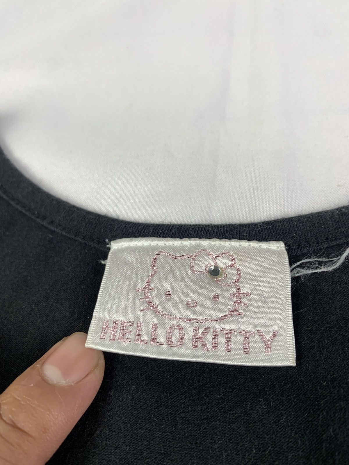 Anime 2005 Hello Kitty by Sanrio Big Silver Icon Graphic Tank Top Size S / US 4 / IT 40 - 9 Thumbnail