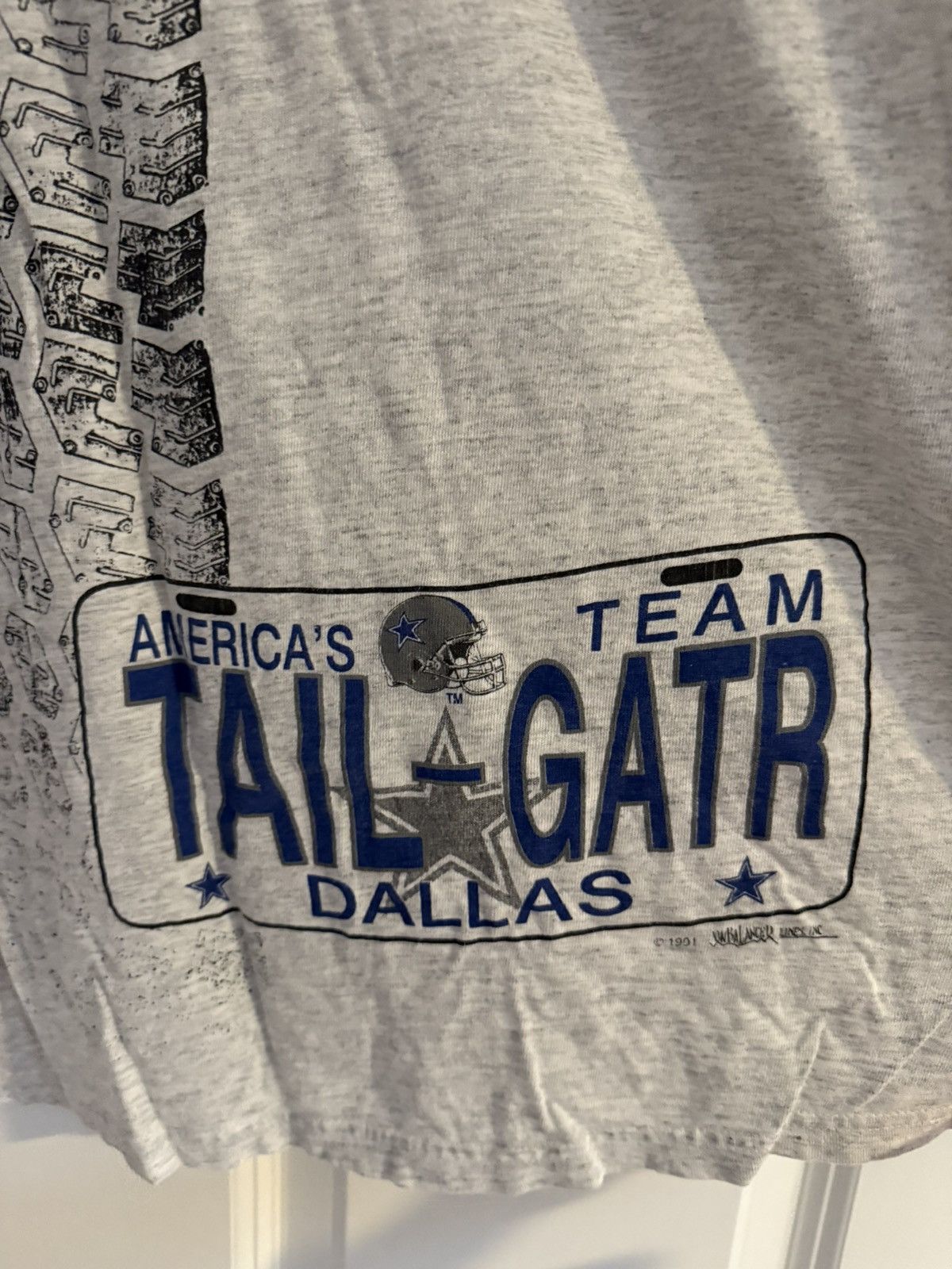 Other Vintage 1991 Dallas Cowboys Tail Gate tire mark shirt No Tag Size US XL / EU 56 / 4 - 5 Thumbnail