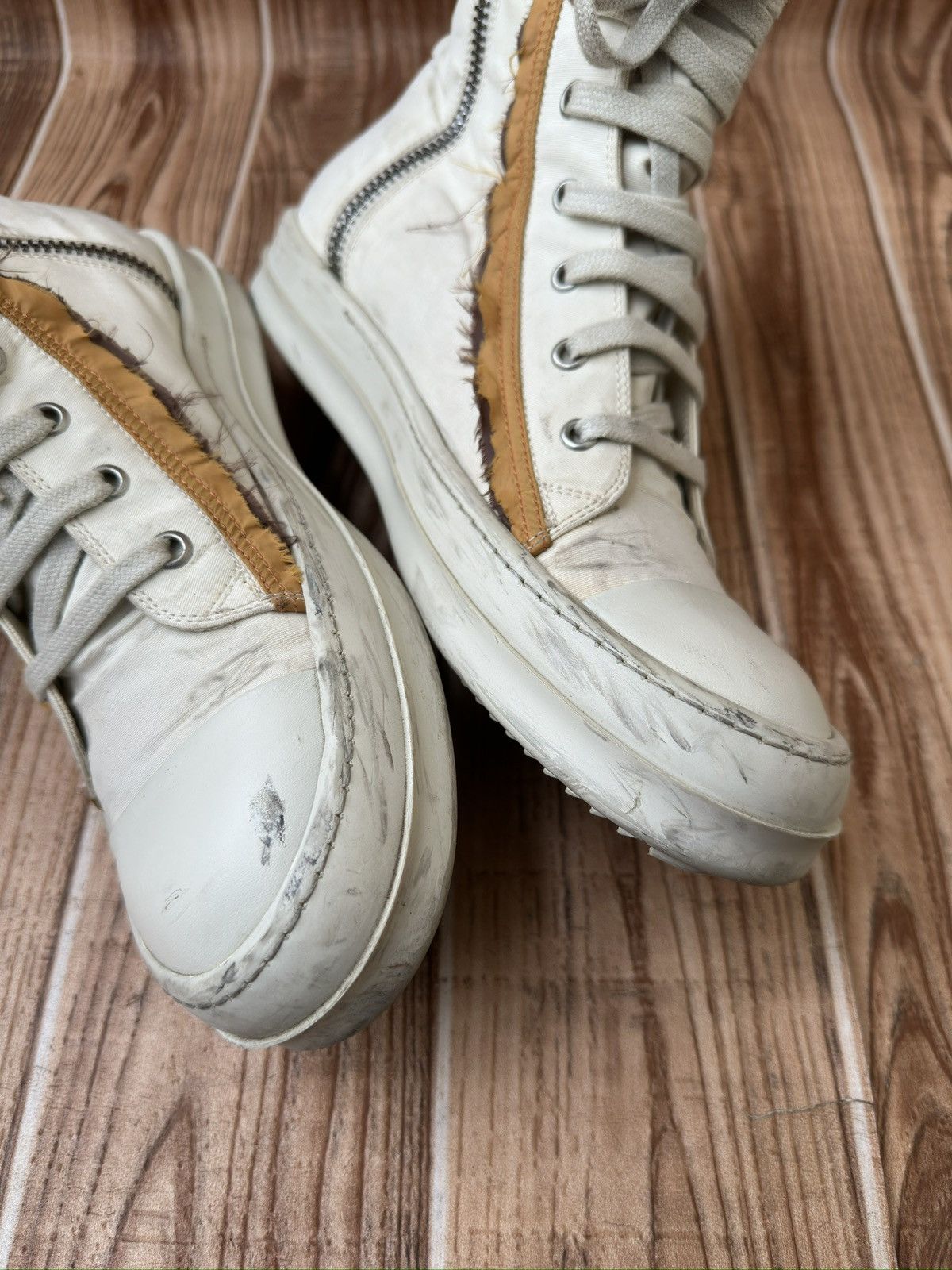 Rick Owens RARE* Rick Owens DRKSHDW Sneaks CHALK WHITE Hightop Sneaks Size US 8.5 / EU 41-42 - 6 Thumbnail