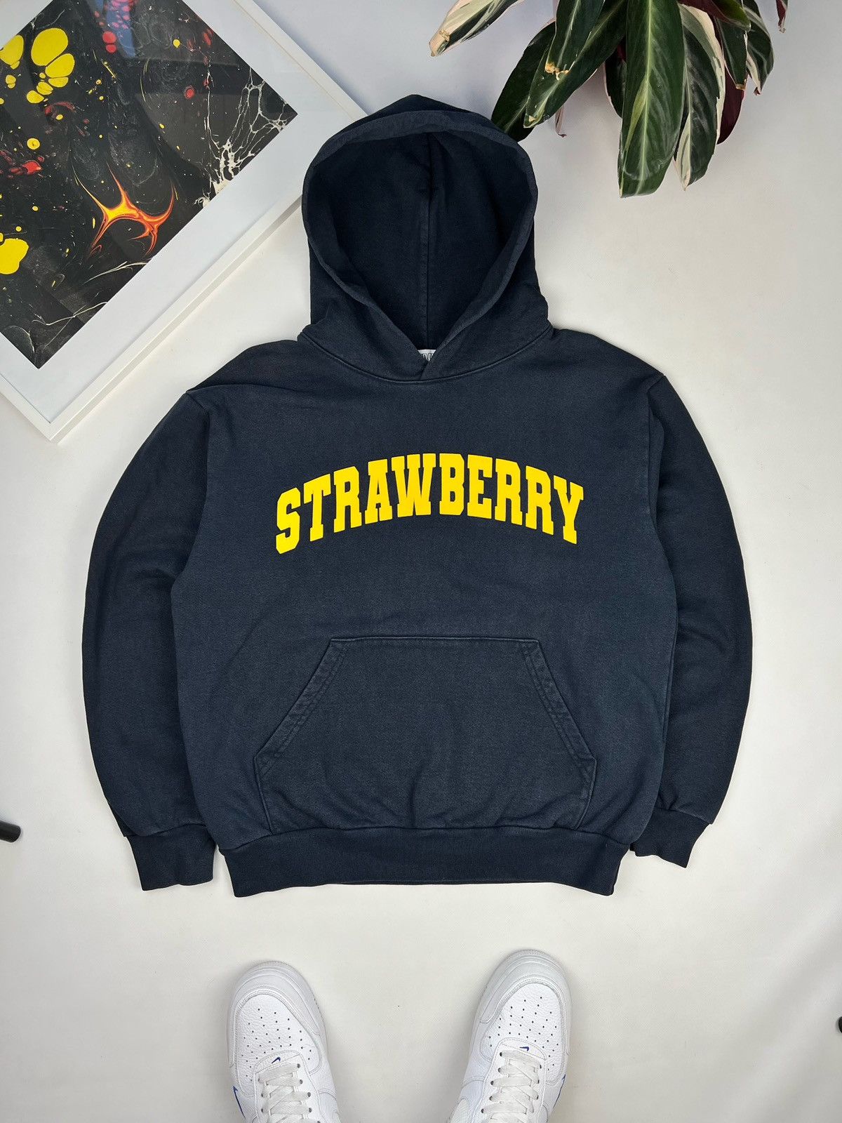 Streetwear Kai Bent Lee Strawberry Hoodie M | Grailed