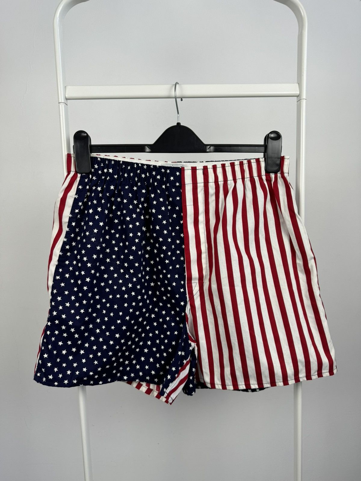 Vintage Vintage Made In USA American Flag Print Shorts Size US 36 / EU 52 - 1 Thumbnail