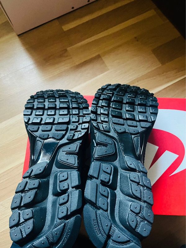 Nike Nike vomero 5 Size US 9 / EU 42 - 3 Thumbnail