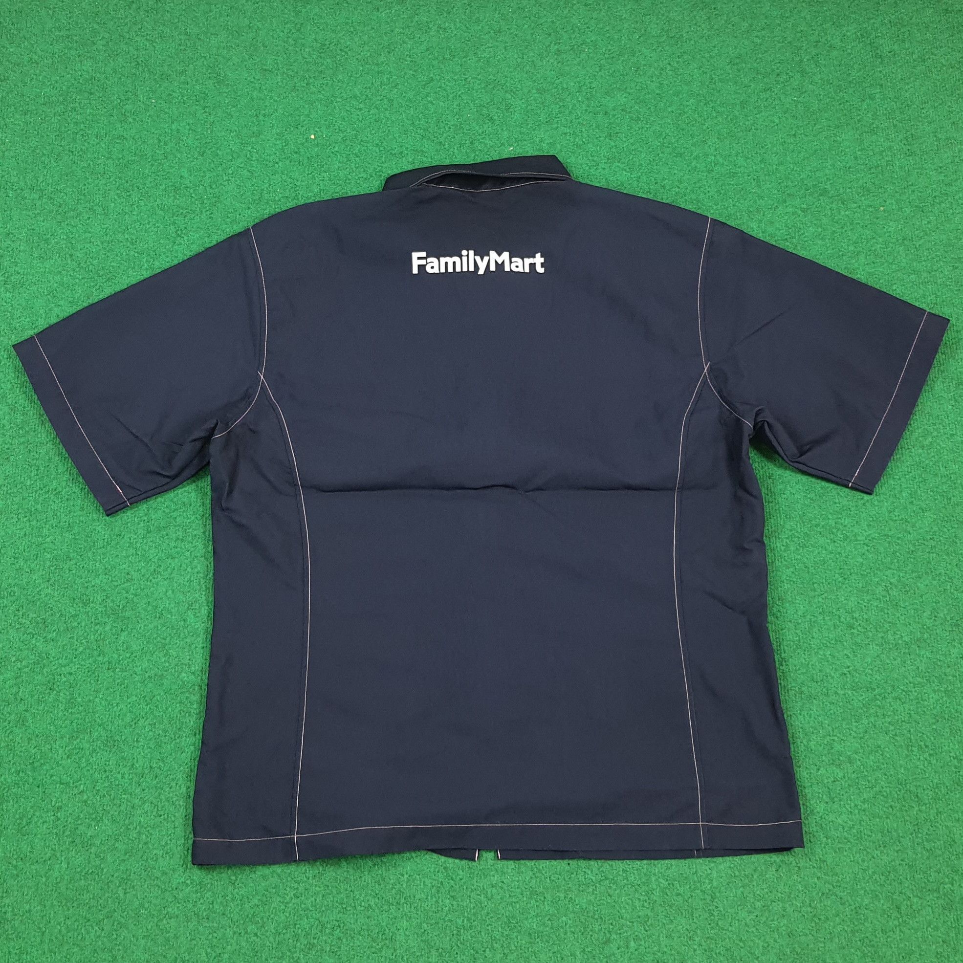 Japanese Brand Vintage Family Mart Japan Staff Uniform Work C301N7 Size US L / EU 52-54 / 3 - 3 Thumbnail