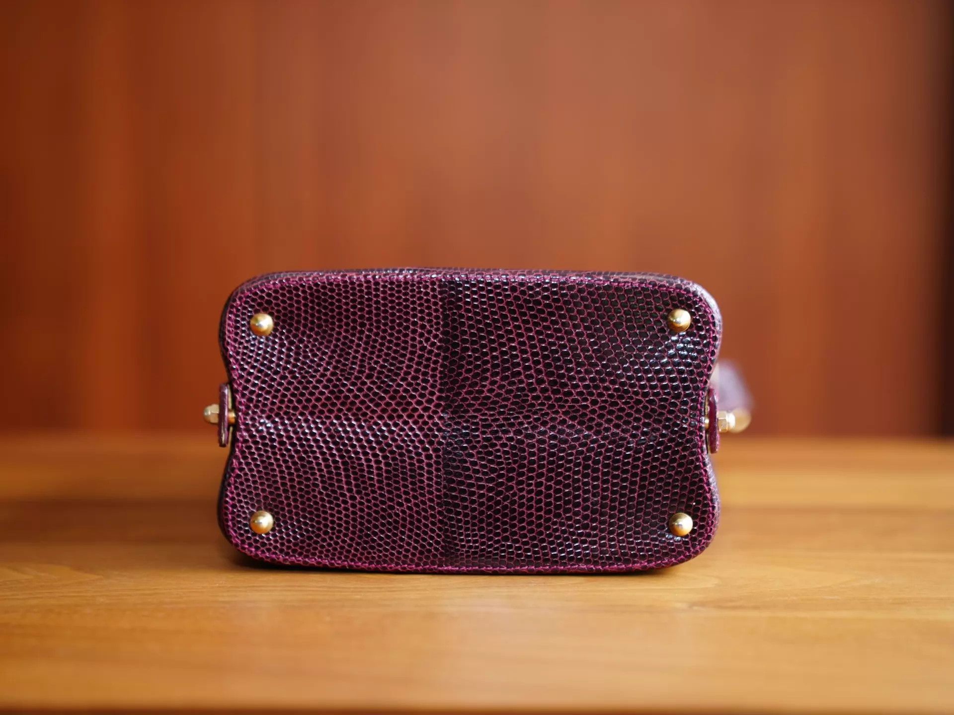 Gucci Gucci Rare Vintage Lizard Skin Wine Red Gold Box Bag Size ONE SIZE - 5 Thumbnail