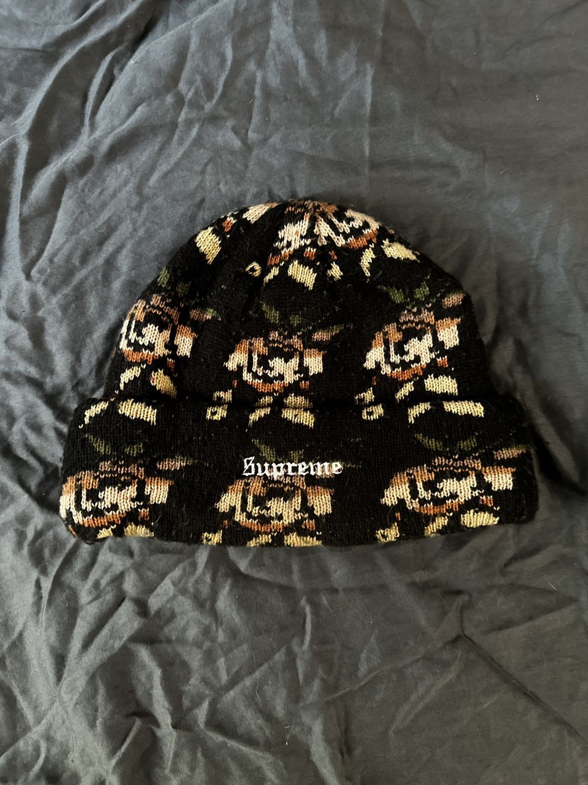 2018AW Supreme Rose Jacquard Beanie ブラック Supreme - Rose