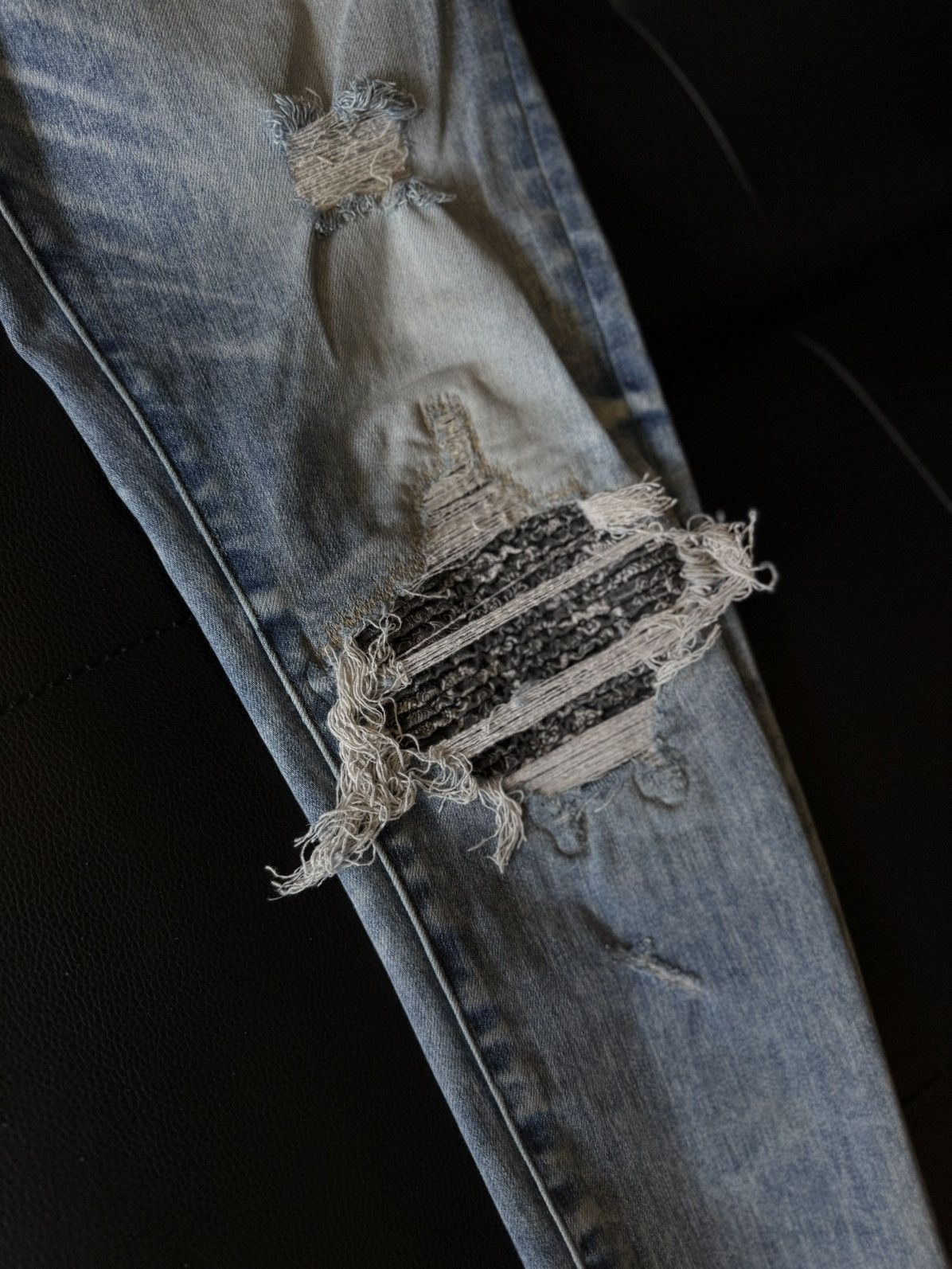 Amiri Amiri Blue Jeans Black Bandanna Patch Size 31 Flawless 🧼 Size US 31 - 4 Thumbnail
