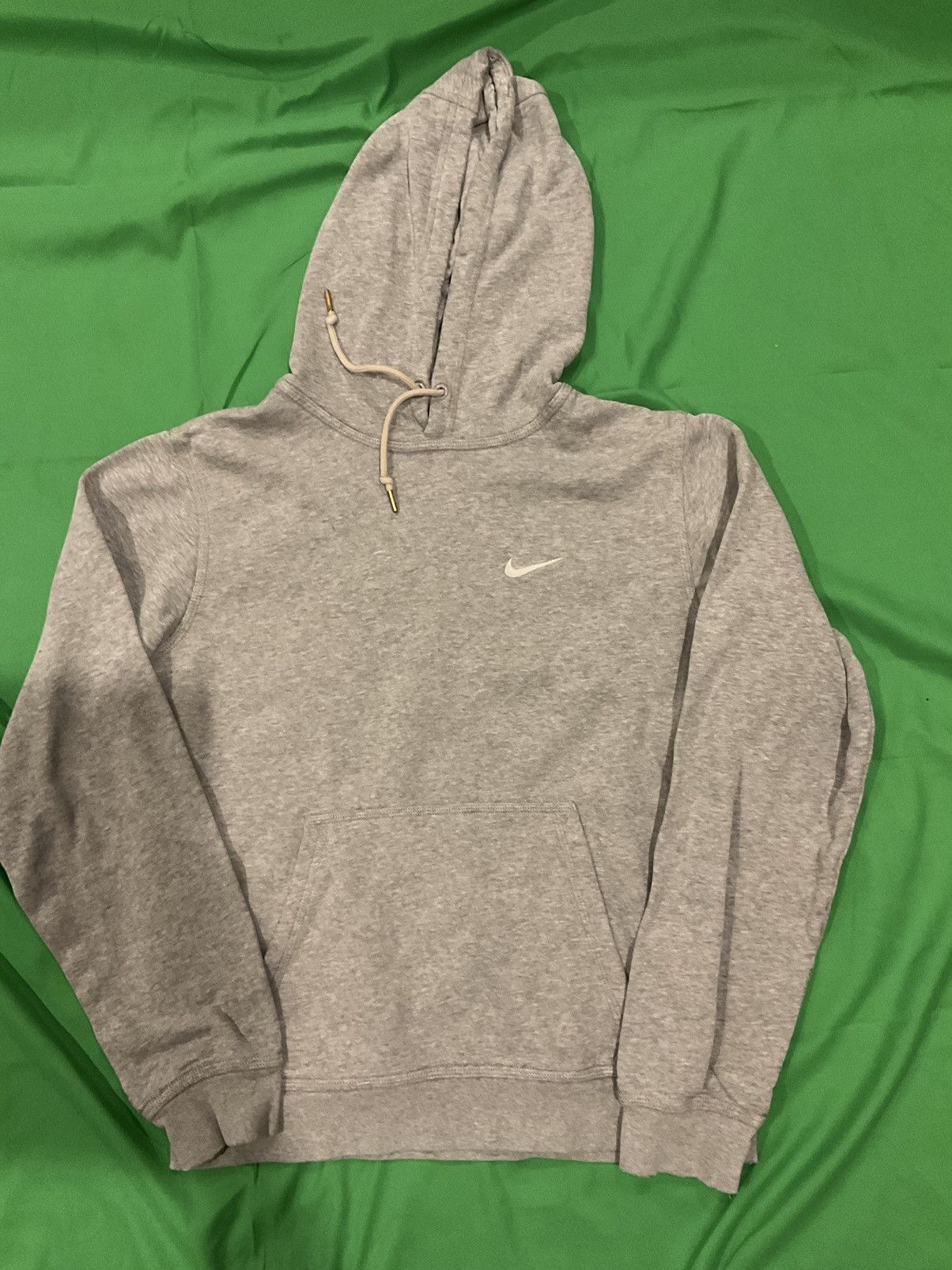 Nike × Vintage Vintage Grey Nike hoodie Size US S / EU 44-46 / 1 - 1 Thumbnail