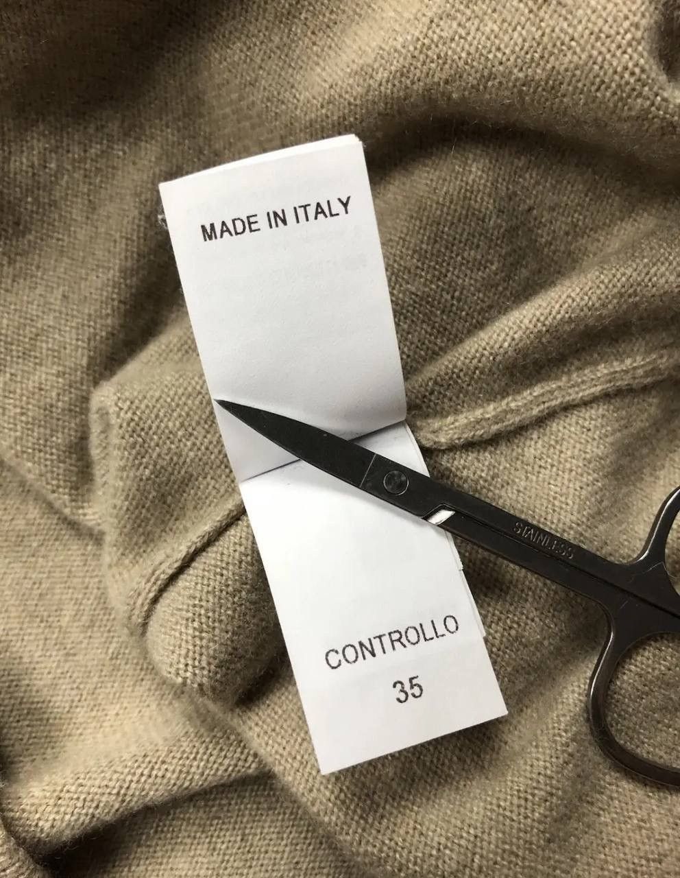 Brunello Cucinelli Brunello Cucinelli Cashmere Beige Sweater Pullover Italy Size US L / EU 52-54 / 3 - 14 Thumbnail