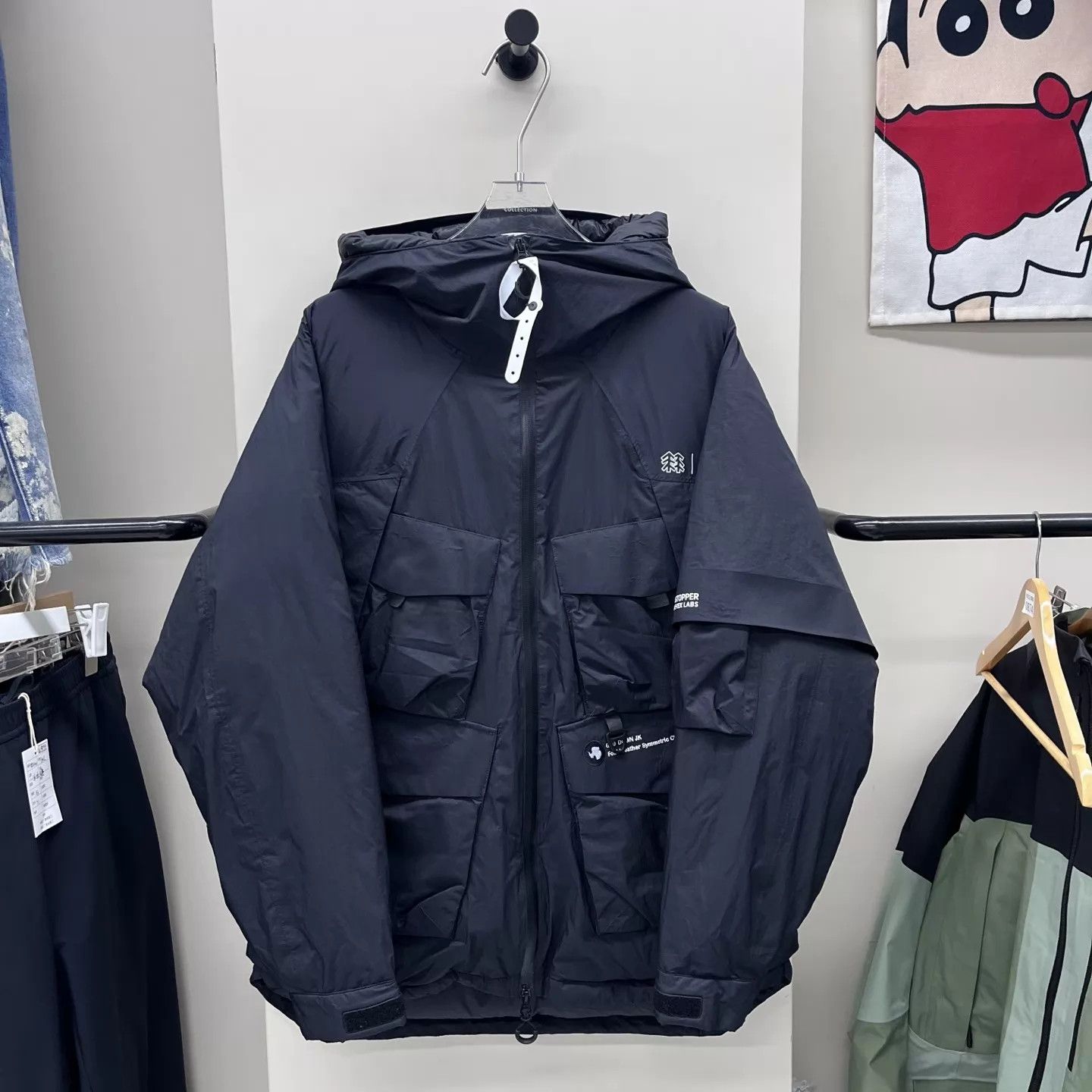 Other KOLON SPORT x COMFY ANTARCTICA GORE-TEX Down Jkt Black L Size US L / EU 52-54 / 3 - 2 Thumbnail