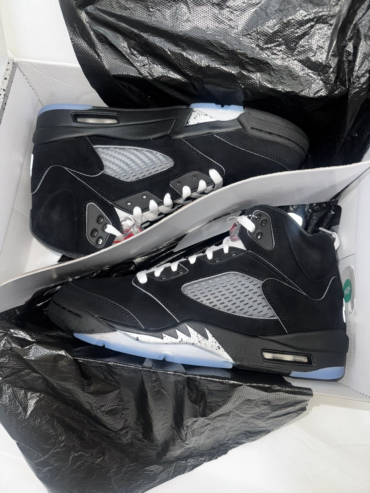 Jordan Brand 2025 Air Jordan 5 Retro OG 'Black Metallic Reimagined' Size US 8.5 / EU 41-42 - 1 Thumbnail