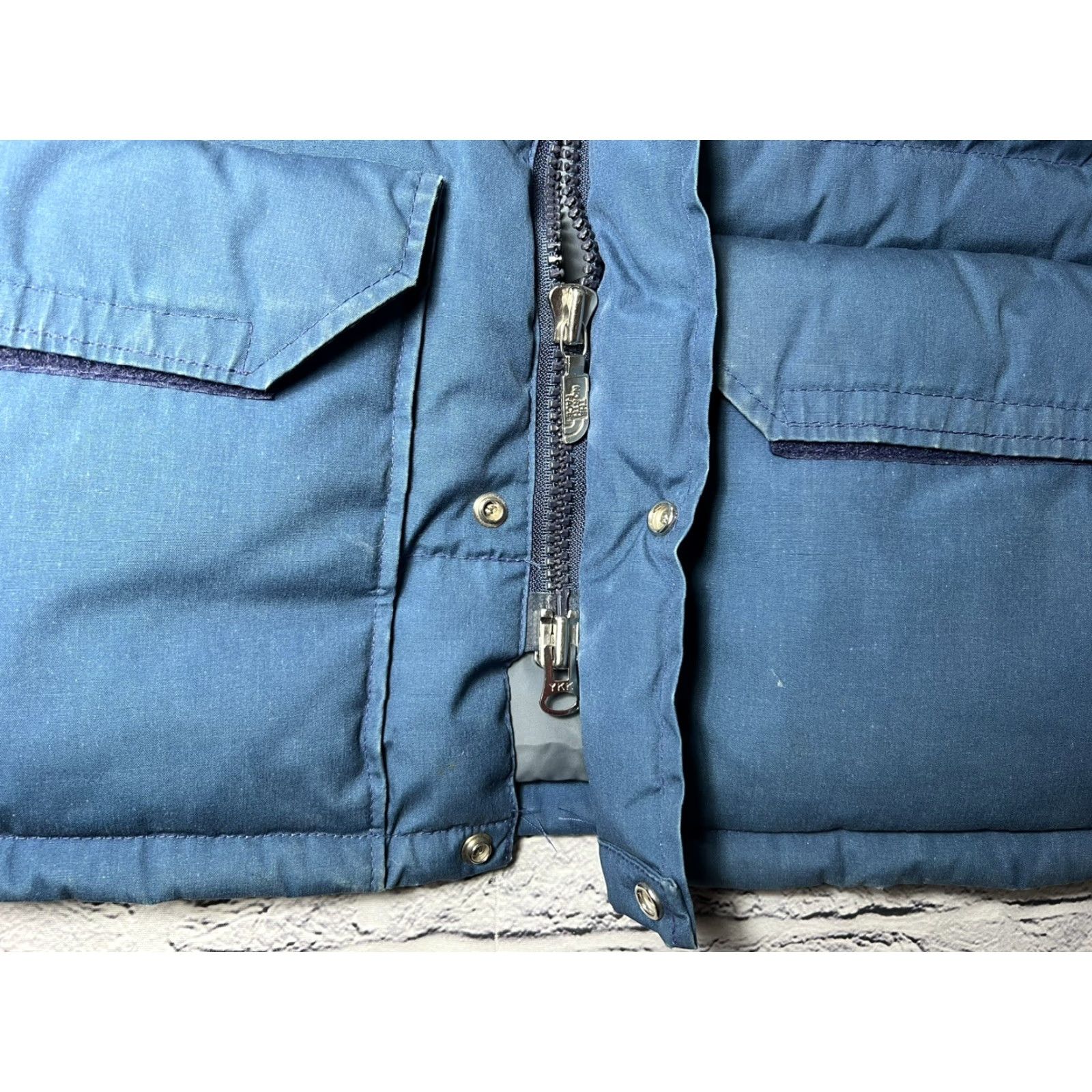 The North Face VINTAGE The North Face Down Puffer Coat Mens S / Womens M USA Navy Blue Puffer Jacket Mens Womens Size M / US 6-8 / IT 42-44 - 4 Thumbnail