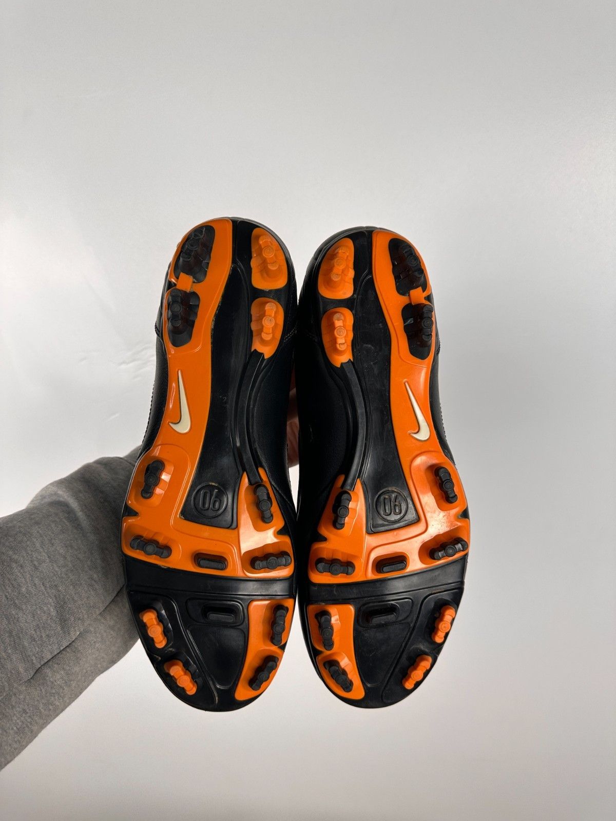 Nike Vintage Nike Total 90 Soccer Boots Leather Size US9.5 Size US 9.5 / EU 42-43 - 7 Thumbnail
