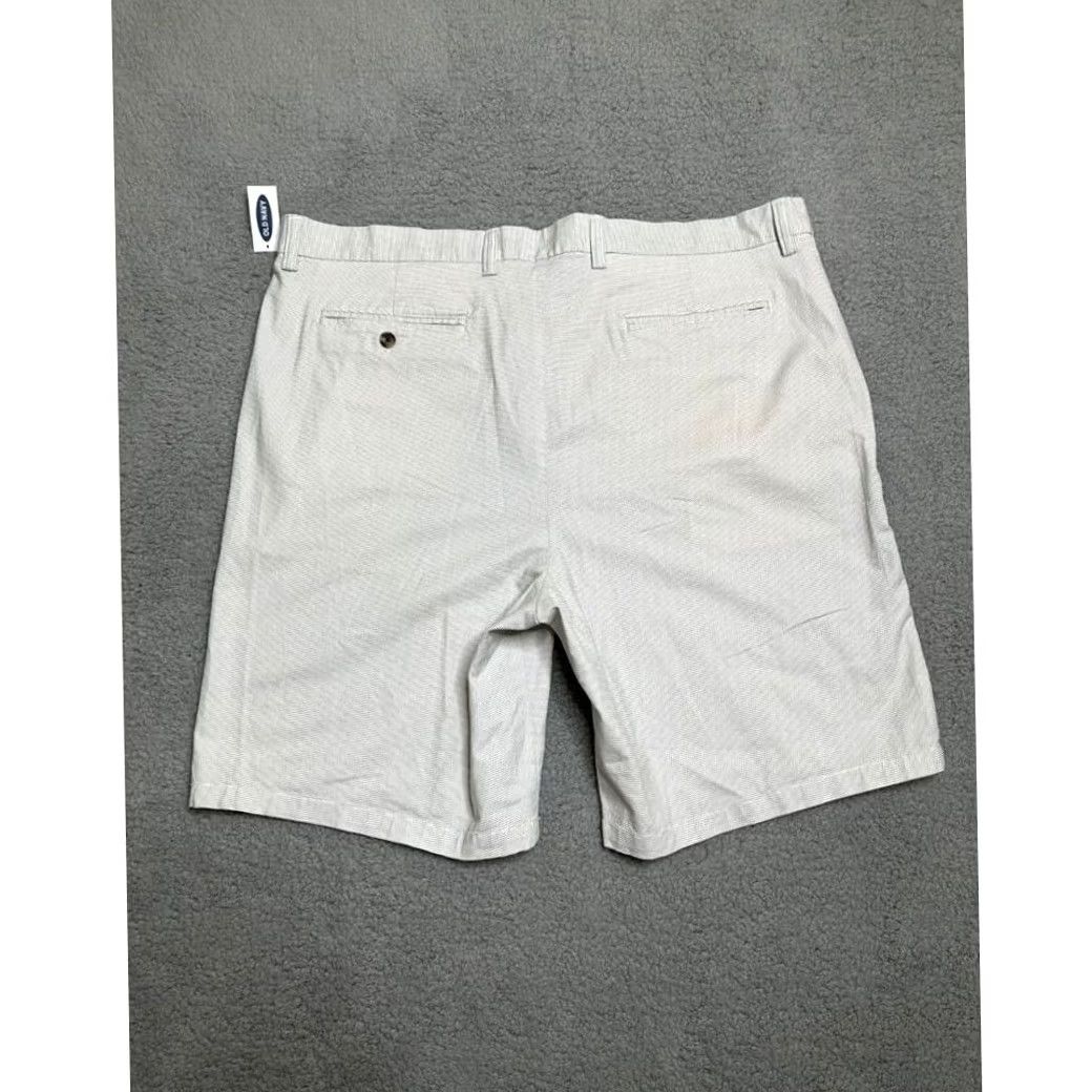Old Navy Old Navy Shorts Mens 42 White Dotted Ultimate Slim Built-In Flex Khaki Chino NEW Shirt Mens Slim Shorts White Dotted Khaki Old Navy Casual Mens 42 Size US 42 / EU 58 - 2 Thumbnail