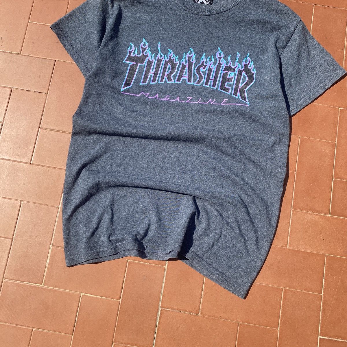 Thrasher Men’s THRASHER MAGAZINE GRAY FIRE PRINT T SHIRT SIZE S-M Size US M / EU 48-50 / 2 - 3 Thumbnail