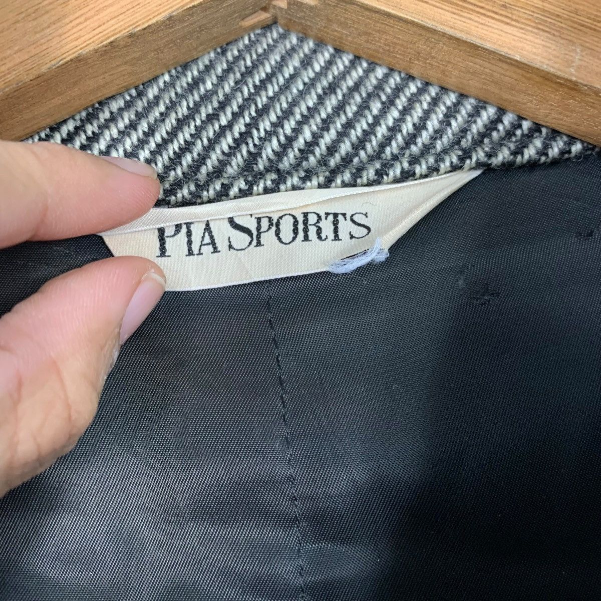 Japanese Brand Japanese Brand Pia Sports Bomber Jacket Size US XL / EU 56 / 4 - 17 Thumbnail