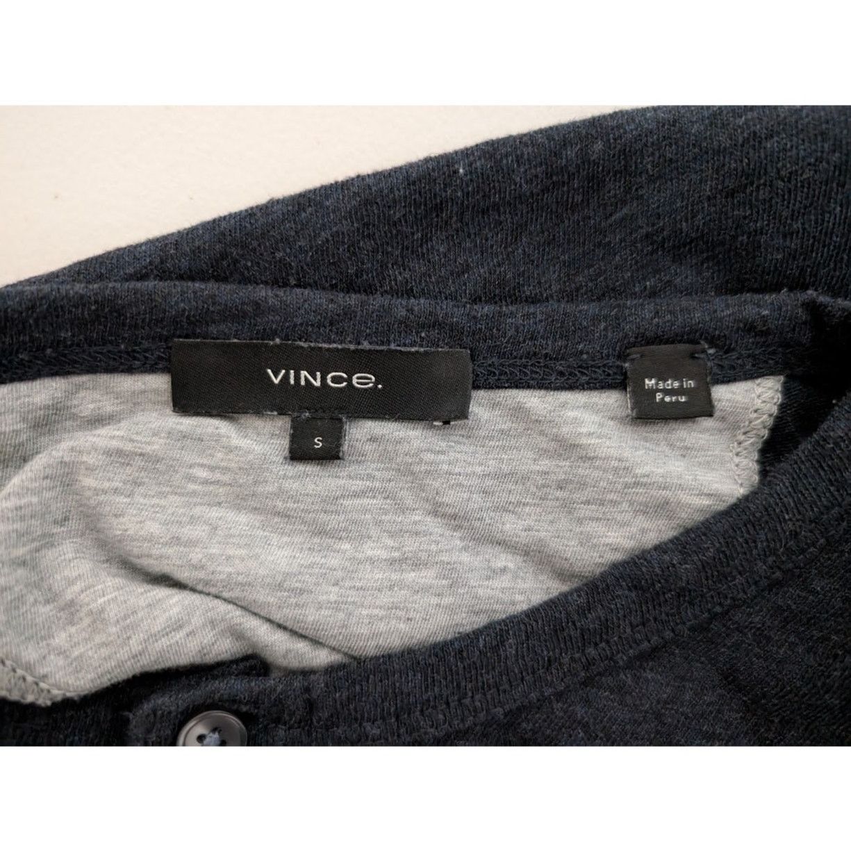 Vince o1rshd1 CC20 Button Short Sleeve T-Shirt in Nero S Size US S / EU 44-46 / 1 - 9 Thumbnail