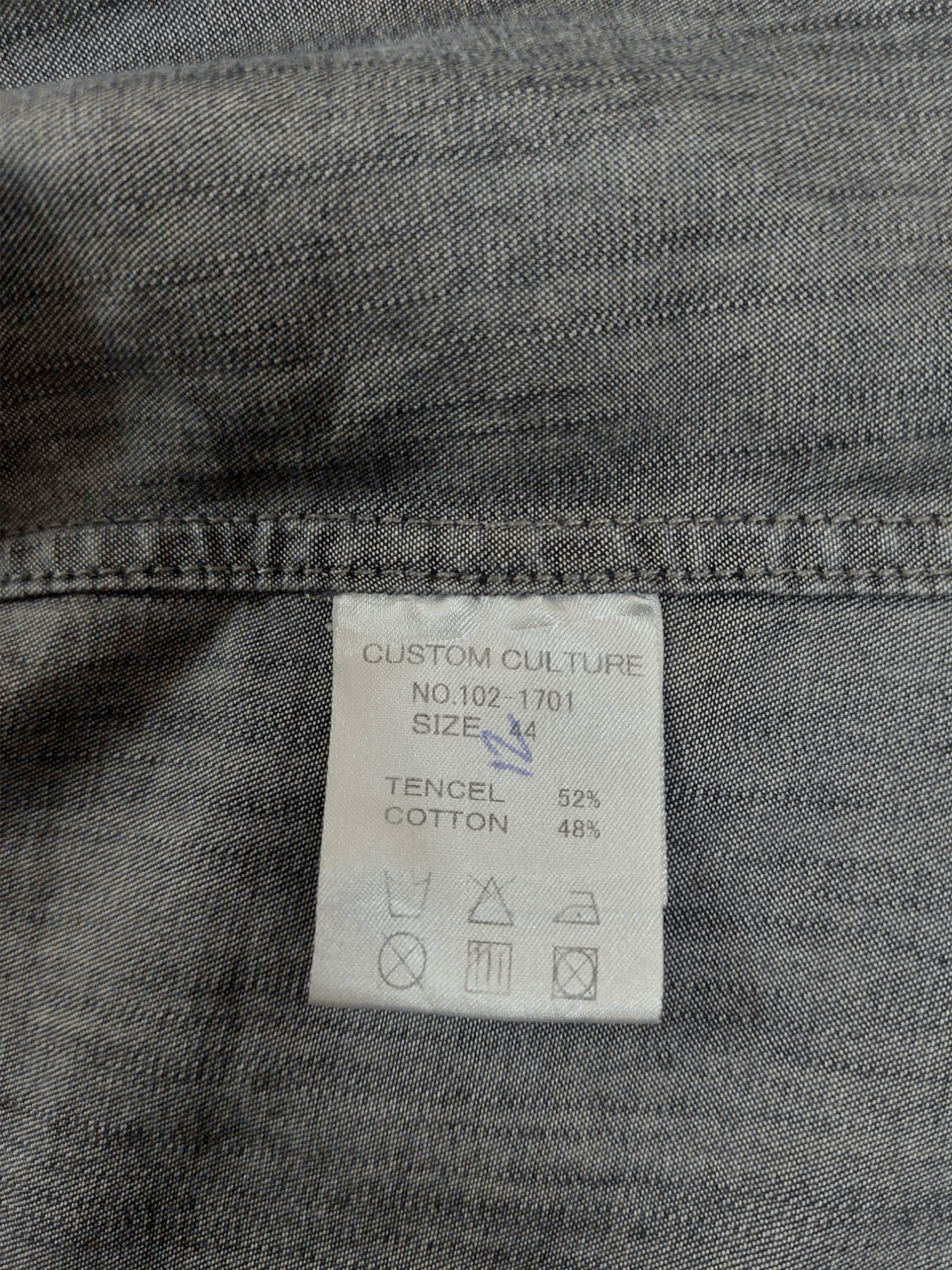 Designer Custom Culture Embroidery Skulls Head Button Ups Size US M / EU 48-50 / 2 - 13 Thumbnail