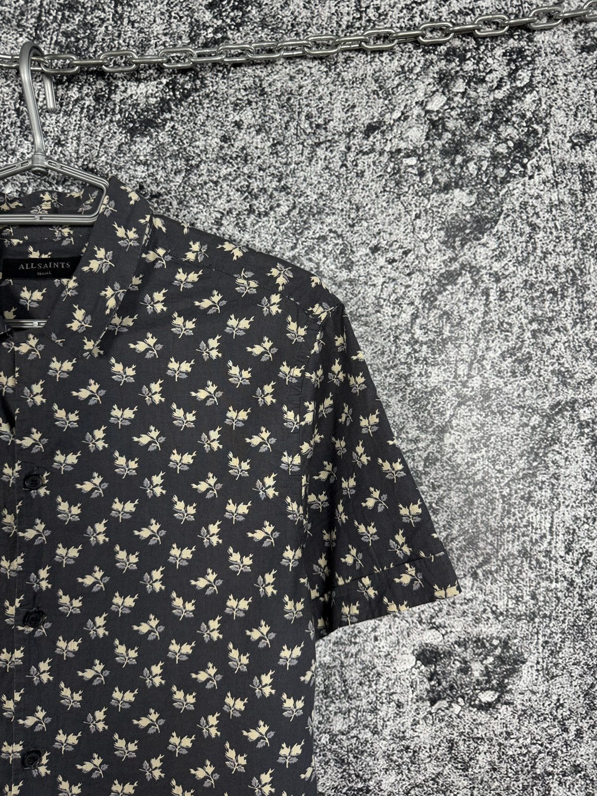 Allsaints Allsaints Lucerne SS Shirt Maple Leaf Print Button Up Size S Size US S / EU 44-46 / 1 - 2 Thumbnail
