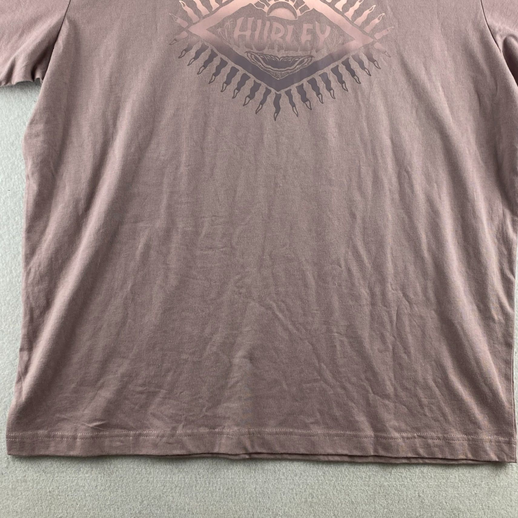 Hurley Hurley Shirt Mens XL Purple Pullover Short Sleeve Round Neck Graphic Tee NWT Size US XL / EU 56 / 4 - 3 Thumbnail