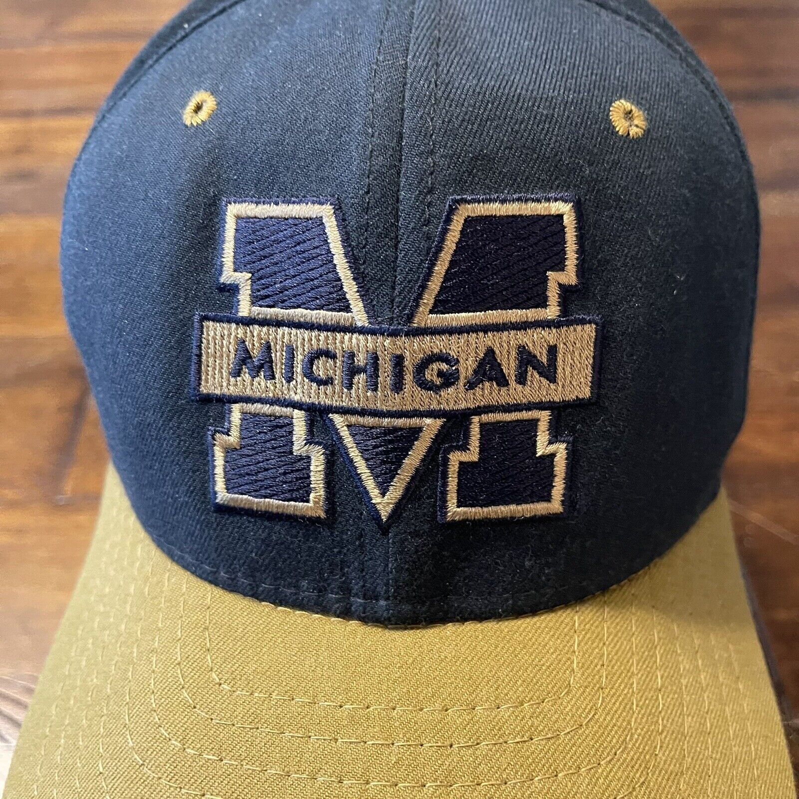 New Era Vintage 90’s NEW ERA Michigan Wolverines SnapBack Hat GUC Size ONE SIZE - 3 Thumbnail