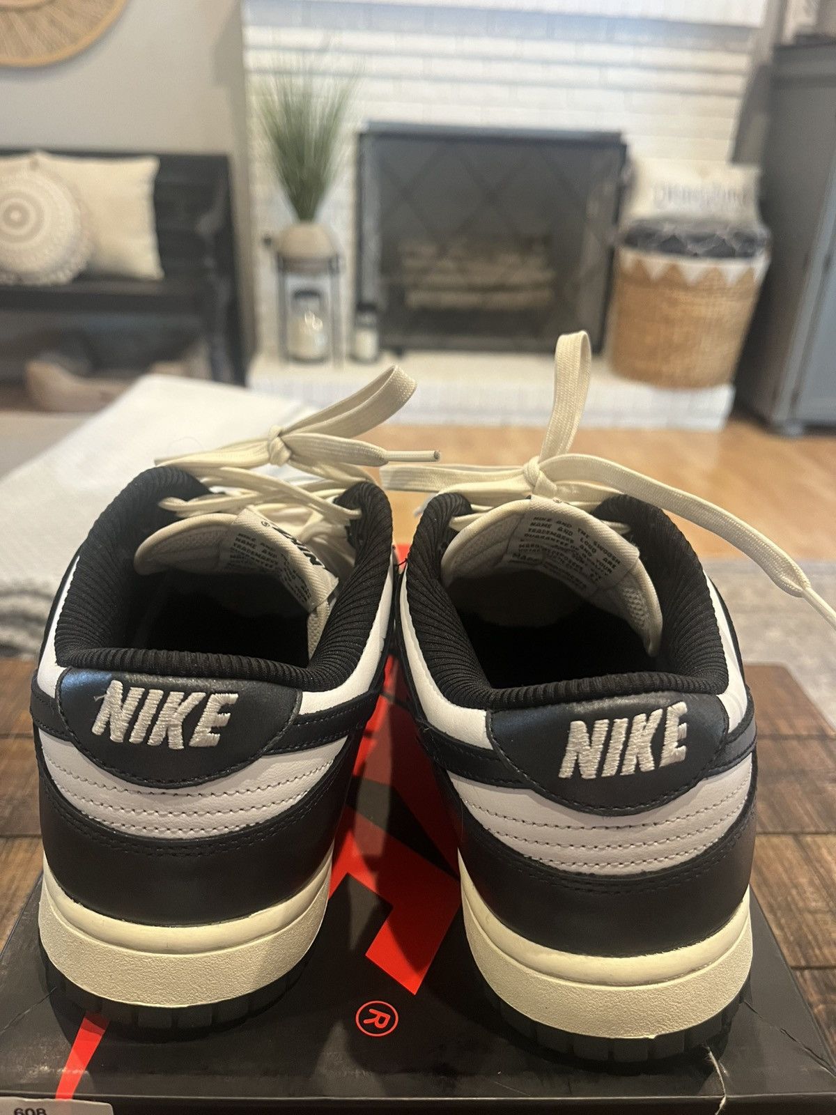 Nike Nike Dunk Low “Vintage Panda” Size US 9.5 / IT 39.5 - 3 Thumbnail