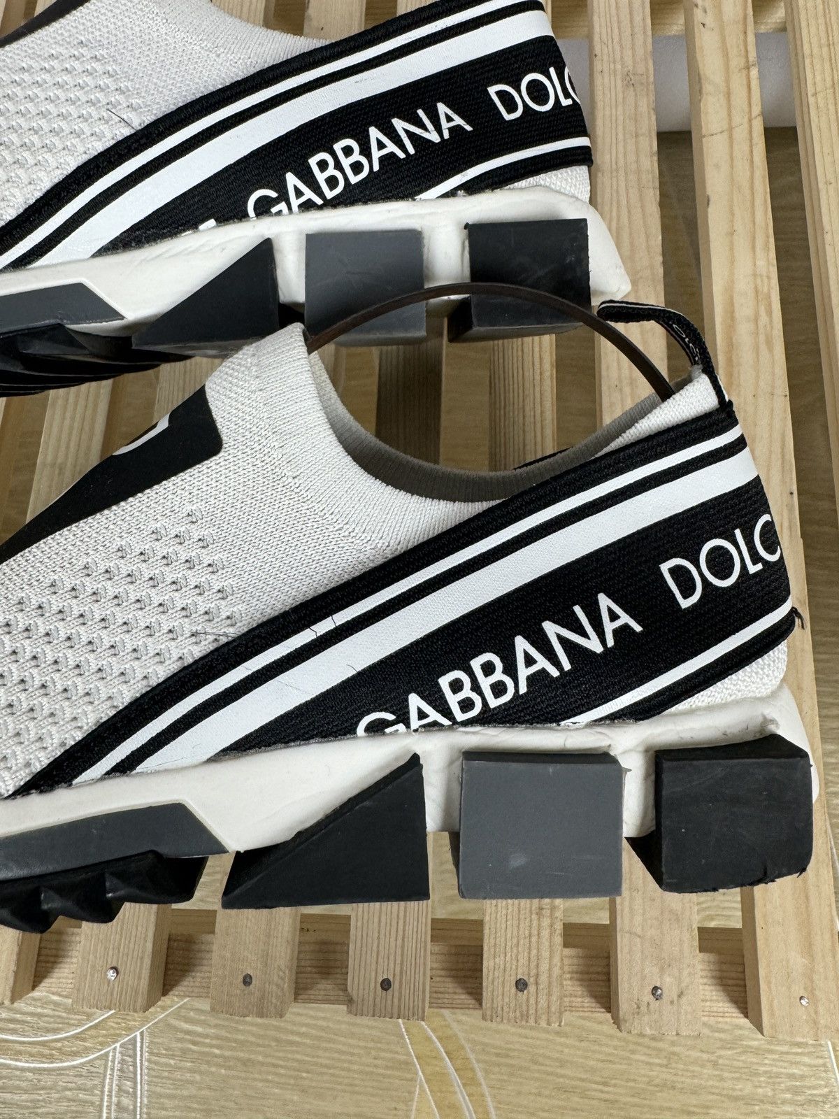 Dolce & Gabbana Dolce & Gabbana white/black big logo sneakers luxury Size US 9 / IT 39 - 7 Thumbnail