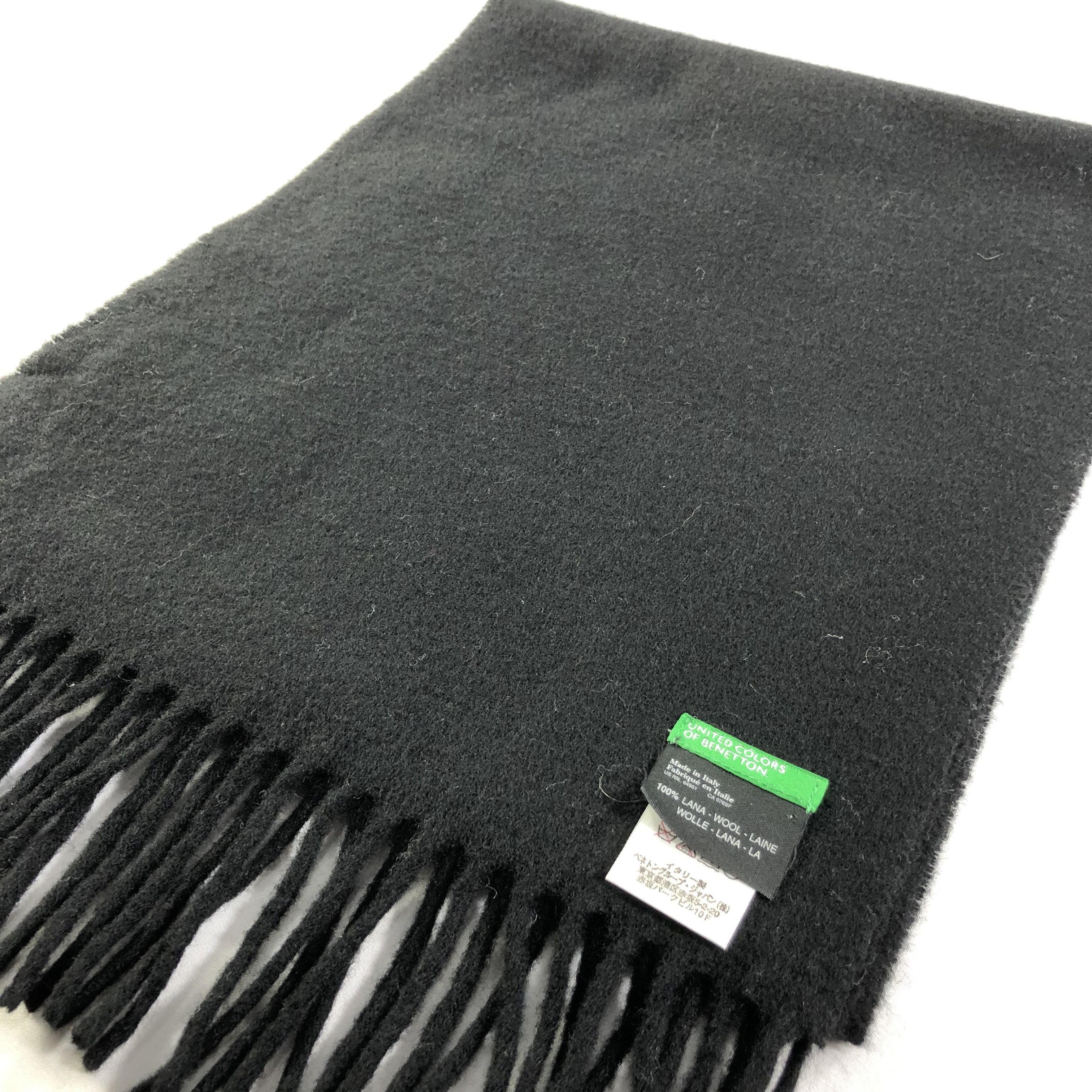 United Colors Of Benetton United Colors of Benetton Black Wool Scarf Muffler V1375 Size ONE SIZE - 3 Thumbnail
