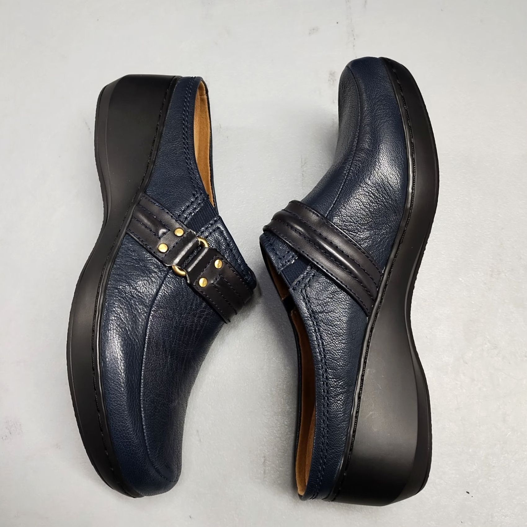 Vintage Easy Spirit Davet Wedge Clogs Womens Size 9M Blue Leather Slip On Comfort Shoes Size US 9 / IT 39 - 3 Thumbnail
