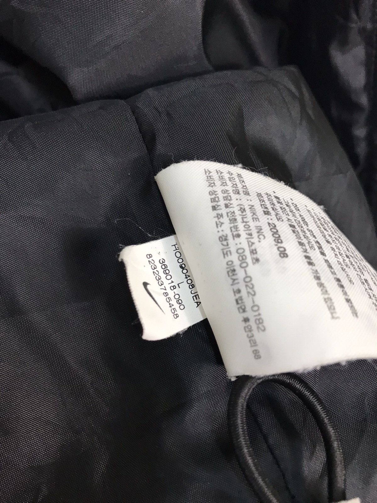 Japanese Brand × Nike × Vintage Vintage Faded Nike Spellout Puffer Jacket Size US L / EU 52-54 / 3 - 9 Thumbnail