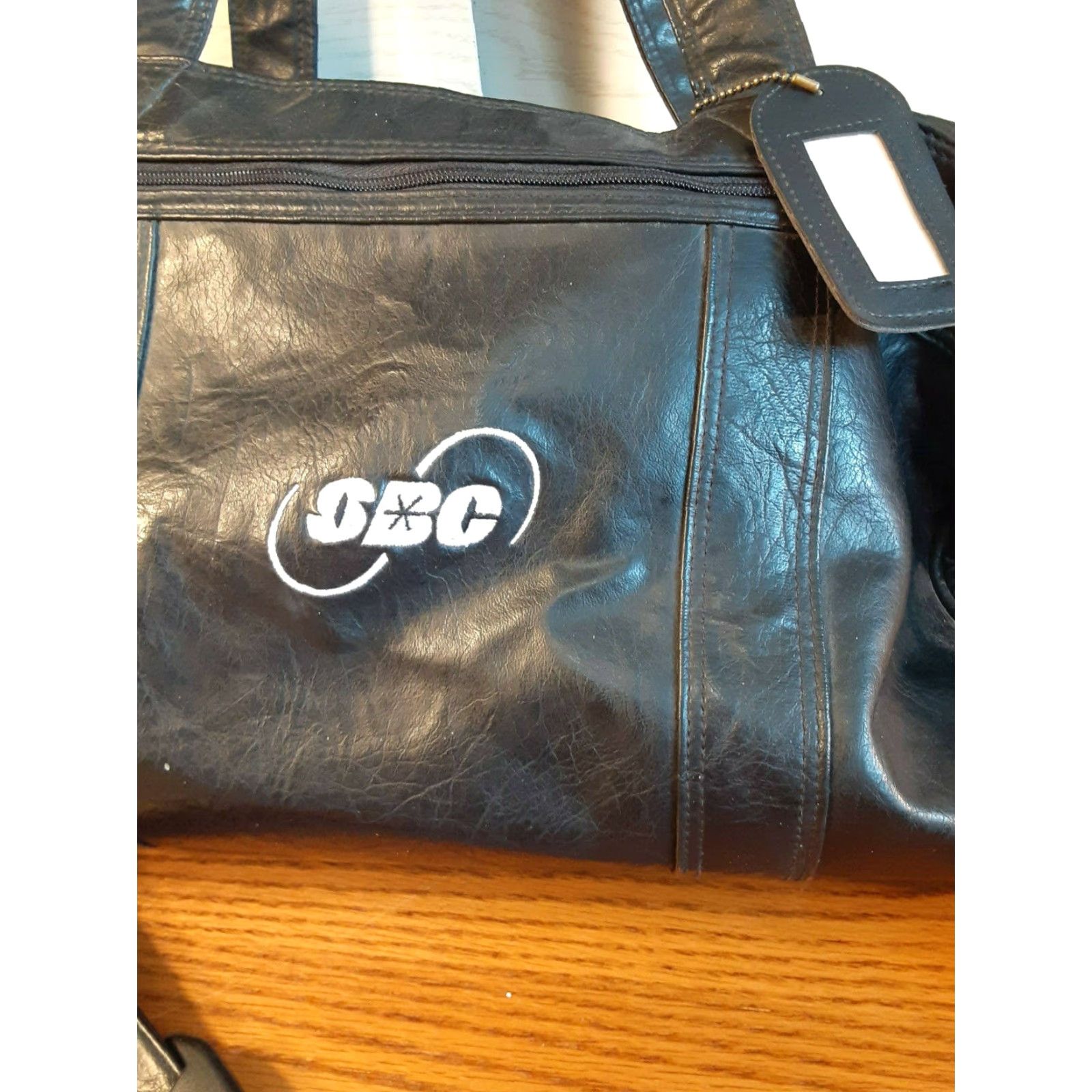Vintage VINTAGE San Antonio Spurs Basketball Center Faux Leather Travel-Duffel Bag Size ONE SIZE - 5 Thumbnail