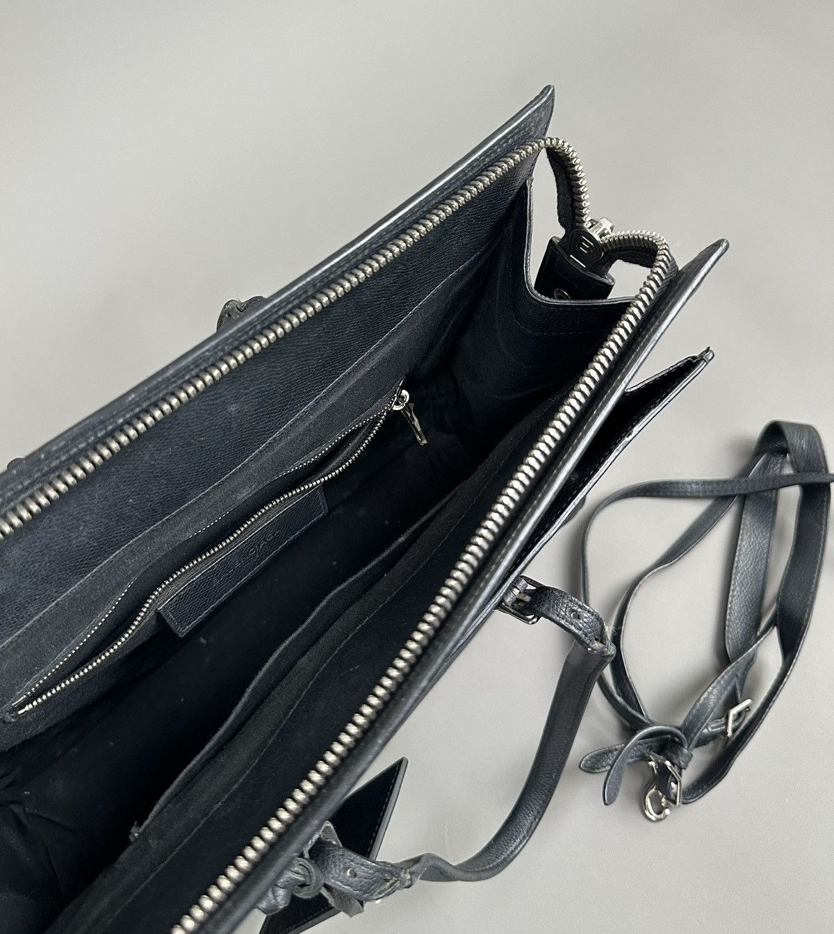 Balenciaga Balenciaga - City Plate Portfolio - Grain Leather Two-way Size ONE SIZE - 9 Thumbnail