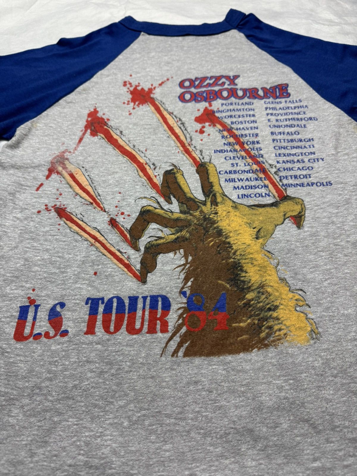 Ozzy Osbourne 1984 Ozzy Osbourne Bark at the Moon Tour Raglan VTG Size US M / EU 48-50 / 2 - 3 Thumbnail