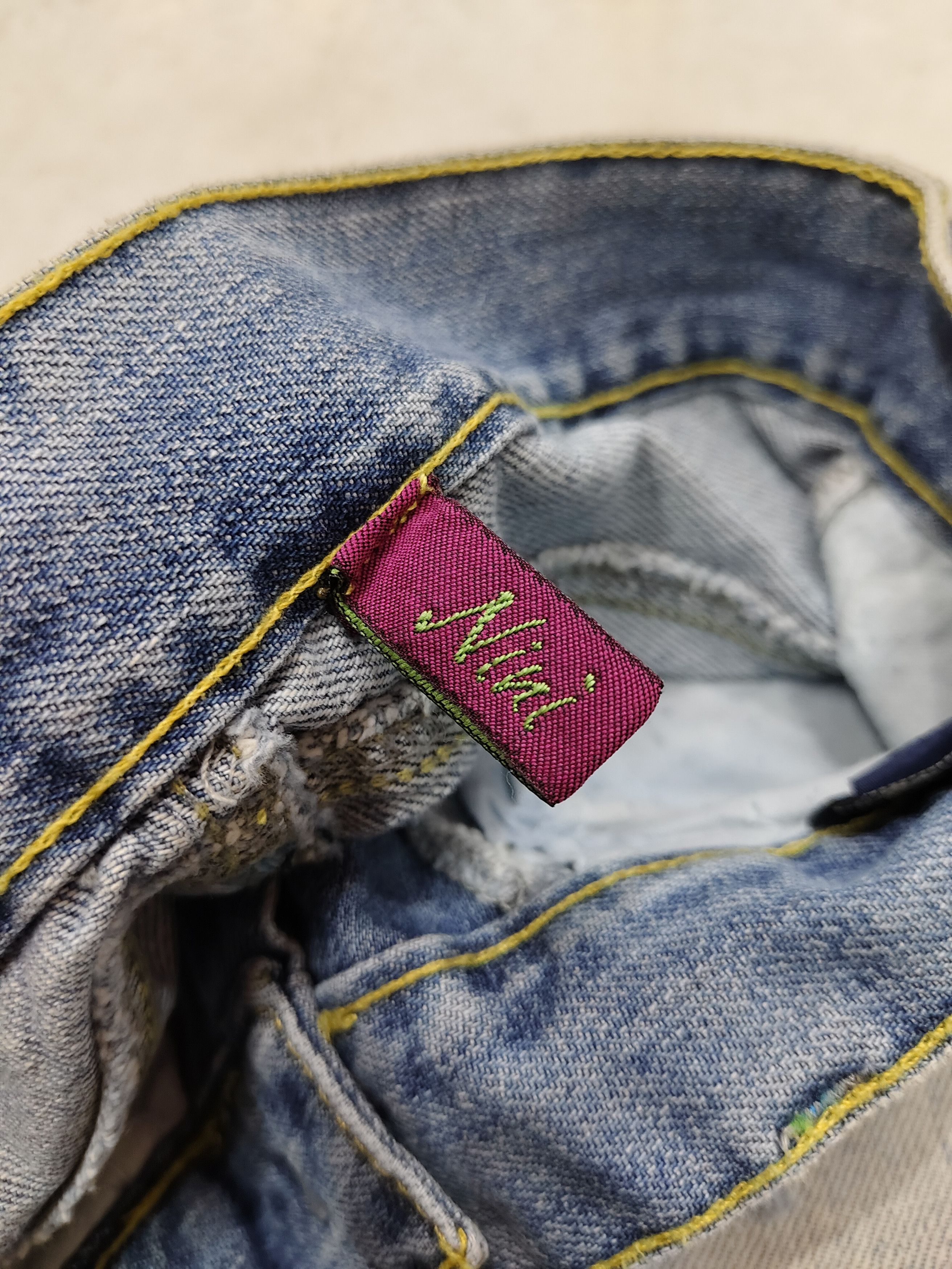 Seditionaries 🇮🇹 Vtg Nini 🇮🇹 Single Pocket Asymmetric Waist Distressed Size 27" / US 4 / IT 40 - 7 Thumbnail