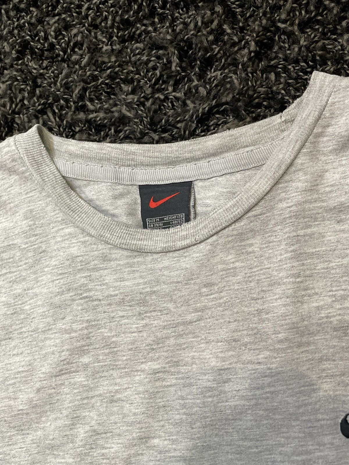 Nike × Nike ACG × Vintage Vintage Nike Rare tee Made Greece 90s Rare T-shirt Y2K Size US M / EU 48-50 / 2 - 7 Thumbnail