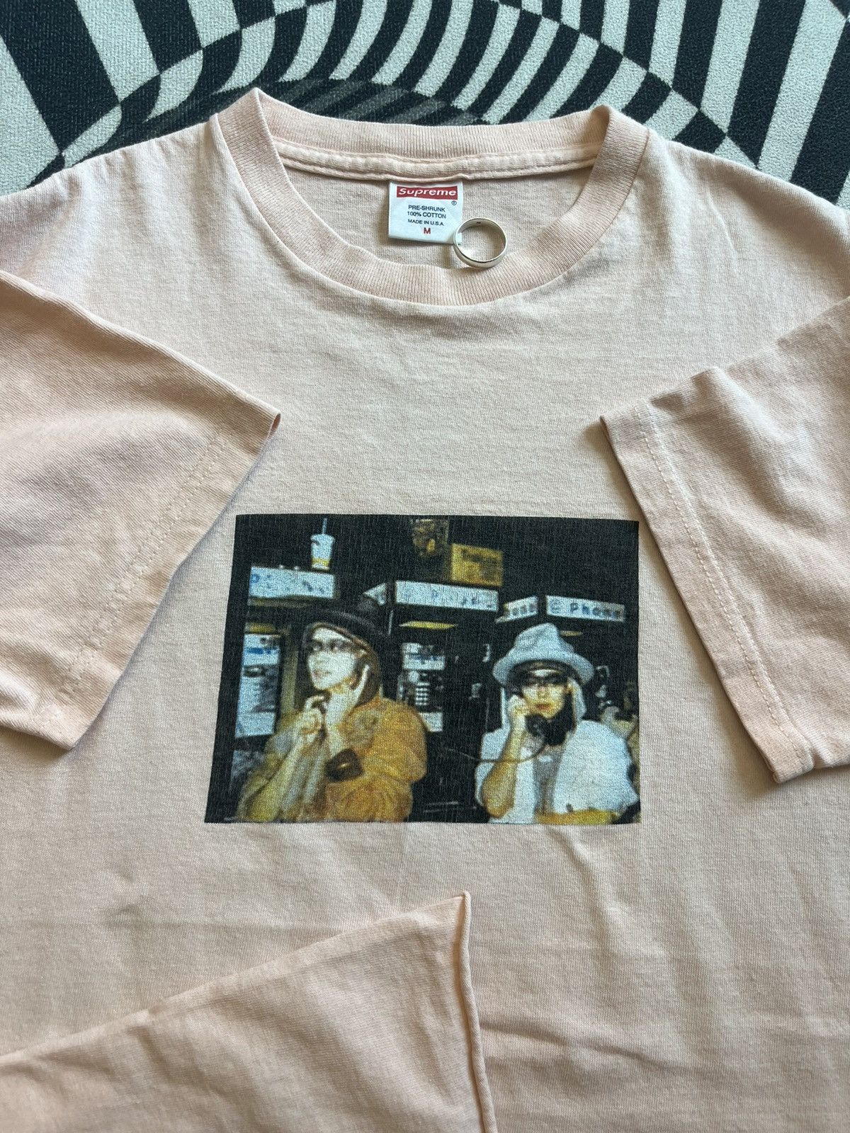 Supreme Supreme Phone Tee Photo Collection 18’s Tshirt Size US M / EU 48-50 / 2 - 9 Thumbnail