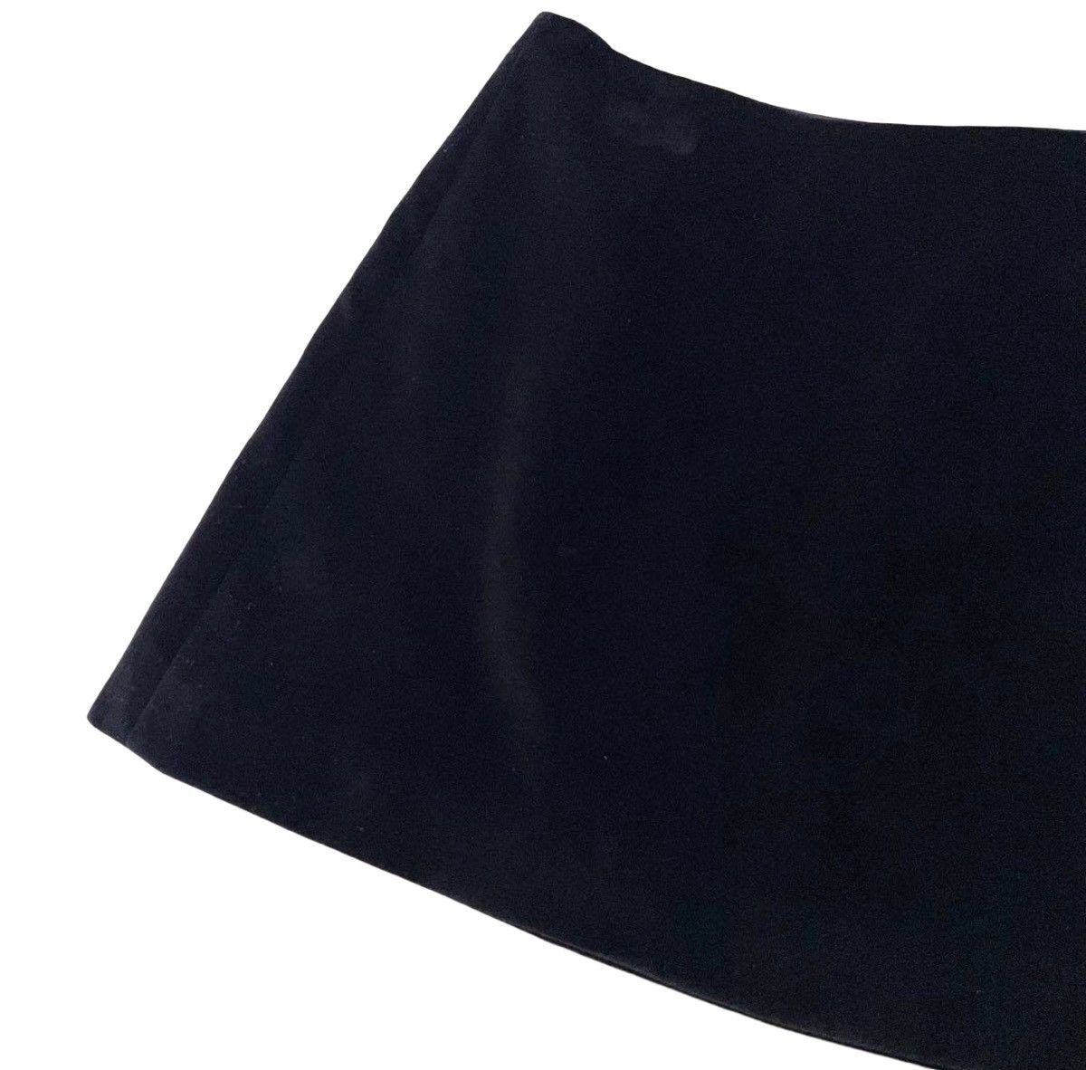 Prada Prada 2024 Velvet Mini Skirt with Triangle Logo Size 26" / US 2 / IT 38 - 6 Thumbnail