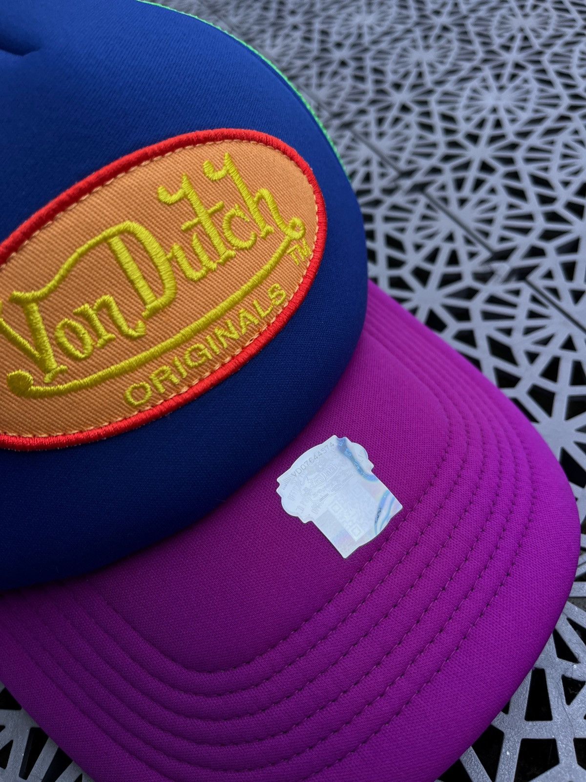 Japanese Brand × Von Dutch 🔥Rare VON DUTCH Colored Panelled Trucker Cap Size ONE SIZE - 6 Thumbnail
