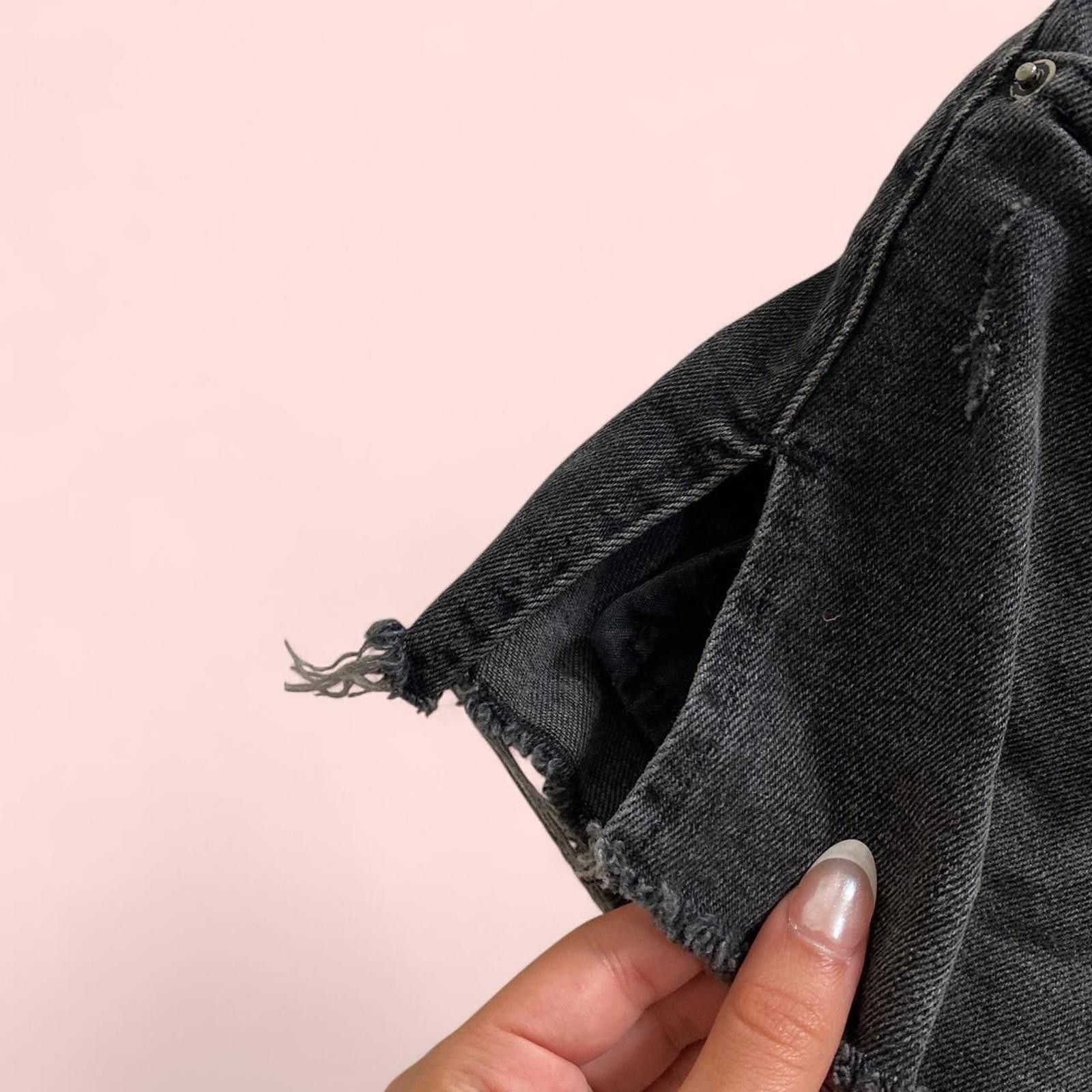 Bdg Black BDG mid rise denim shorts Size 42" / US 20 - 7 Thumbnail