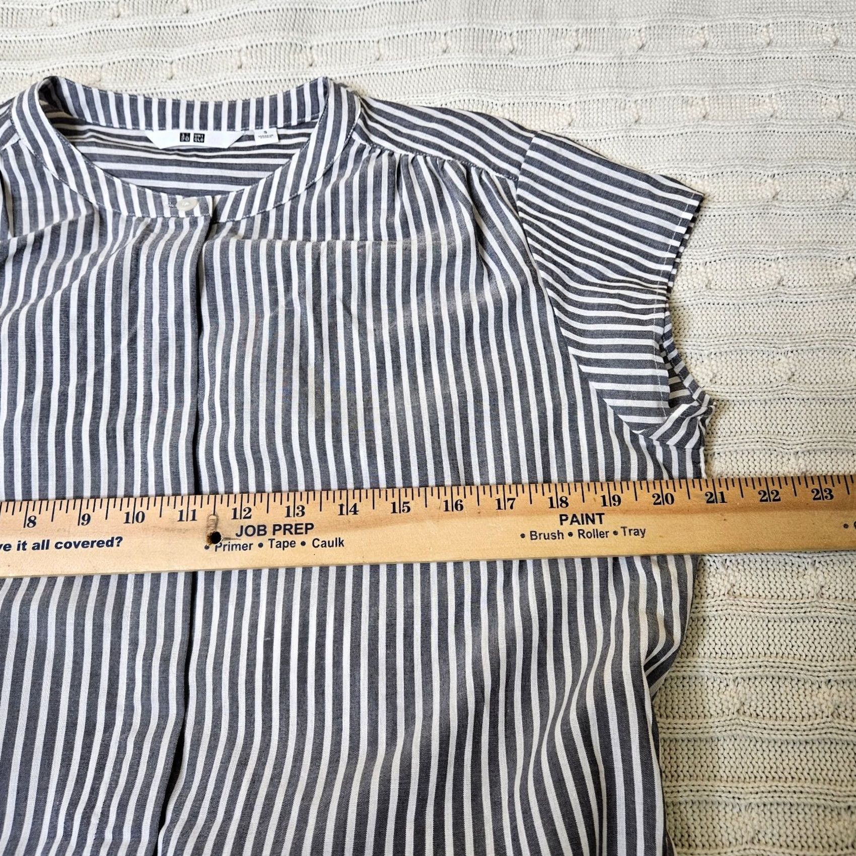 Uniqlo Uniqlo Women's Belted Gray White Striped Crew-Neck Short Sleeve Dress Size S Size 28" / US 6 / IT 42 - 5 Thumbnail