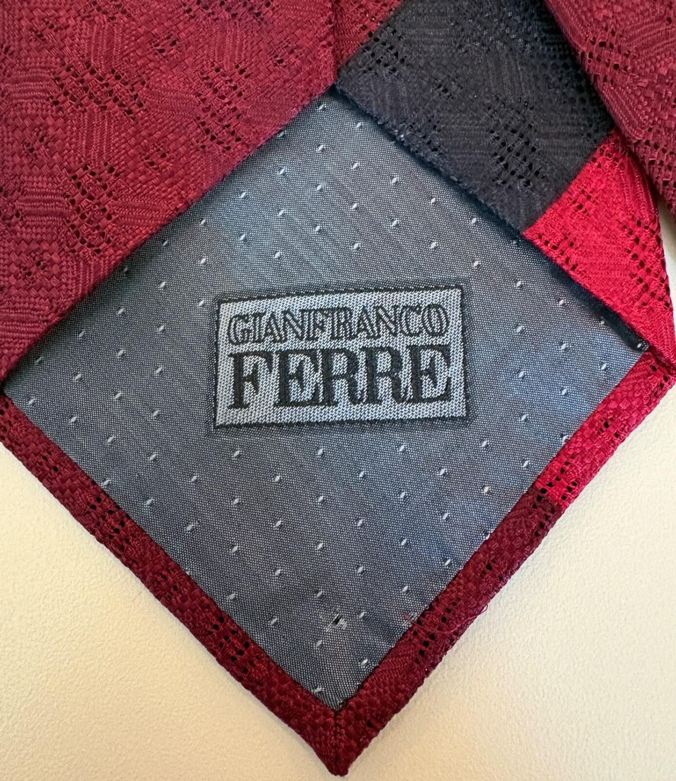 Gianfranco Ferre Gianfranco Ferre Italy Silk Tie Vtg Heraldic Crest Stripe Size ONE SIZE - 6 Thumbnail