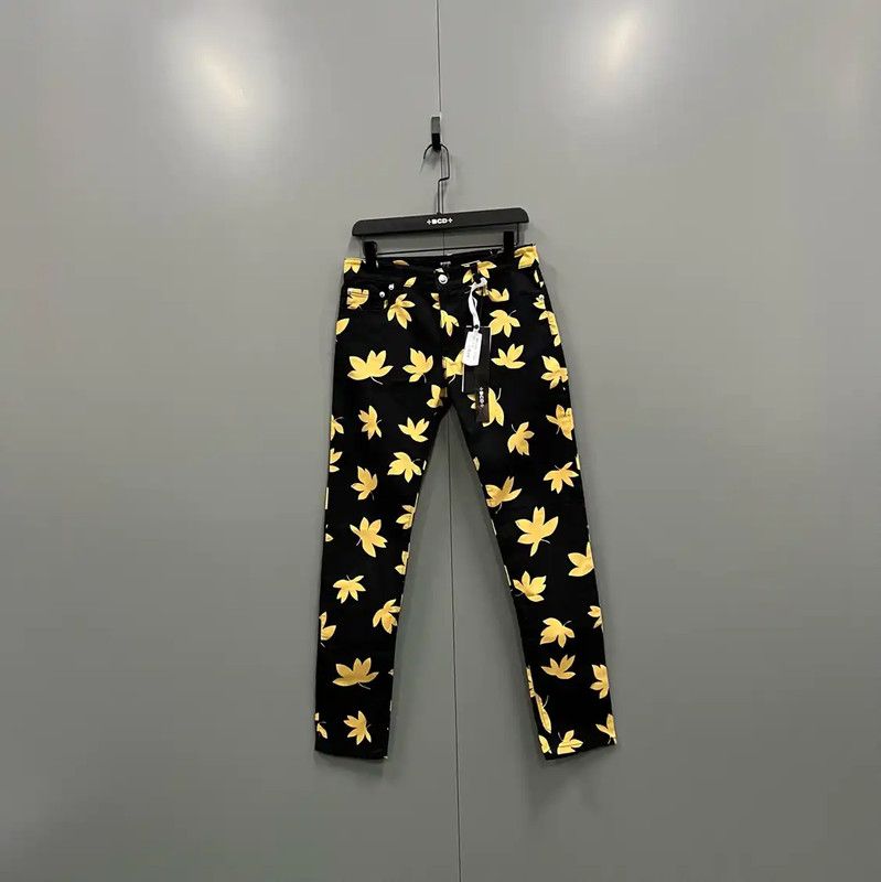 Versace Versace Summer Black Floral Cotton Pants 0089 Size 28" / US 6 / IT 42 - 1 Thumbnail