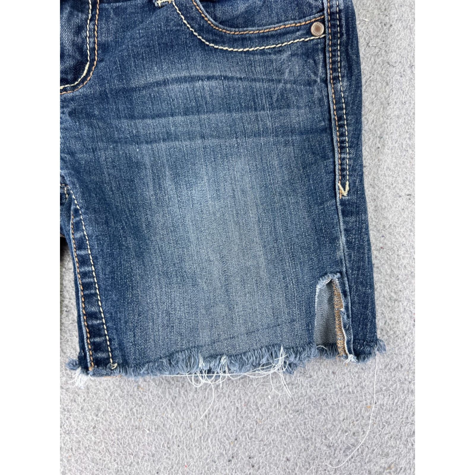 Vintage Maurices Shorts Womens Denim Blue 1 Low Rise 27x5 Cut-Off 5-Pocket Stretch Cotton Blend Gift-ready Casual Beach Dance Size 25" / US 0 / IT 36 - 2 Thumbnail