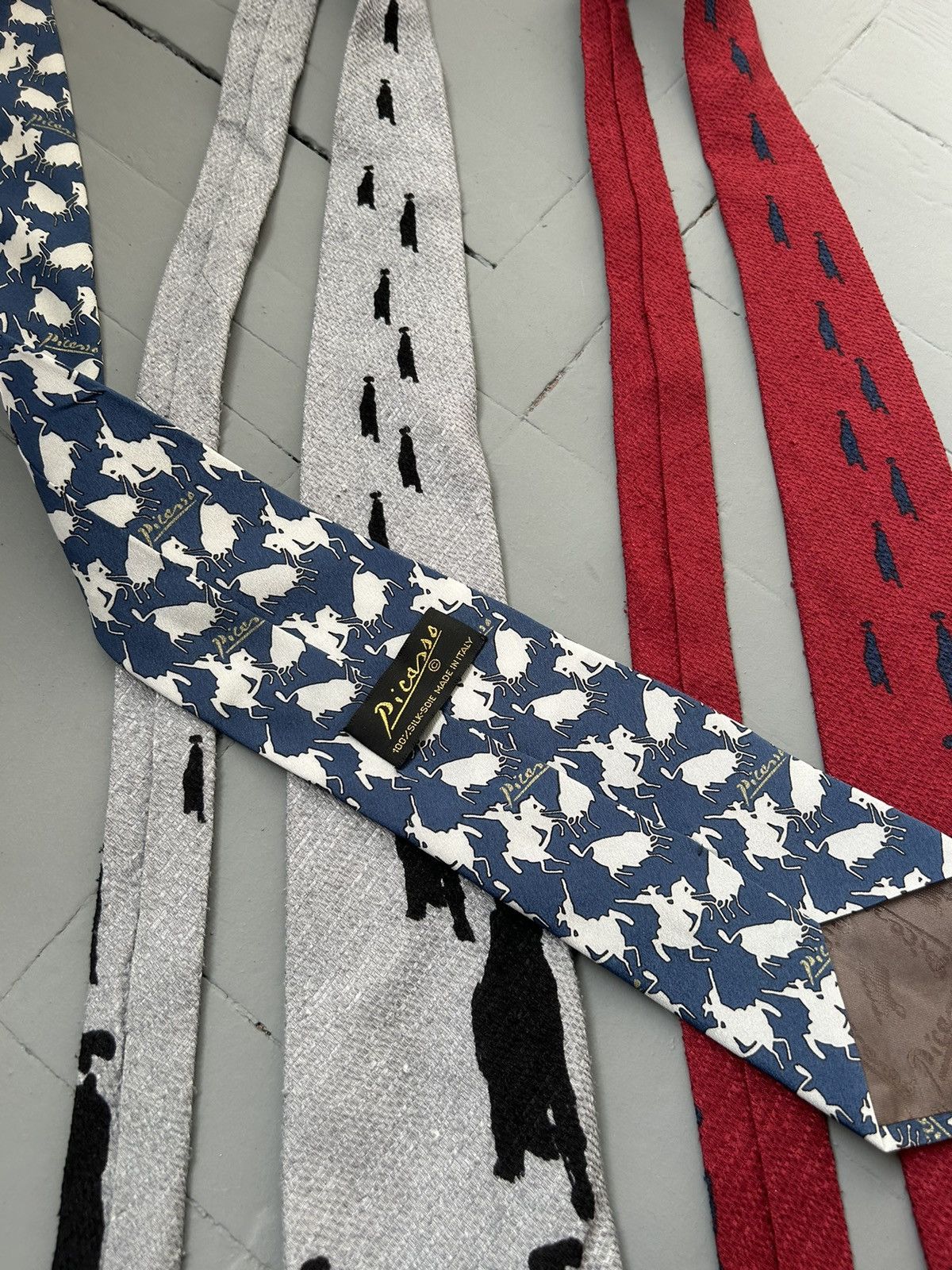 Other Picasso silk tie 4 pieces Size ONE SIZE - 5 Thumbnail