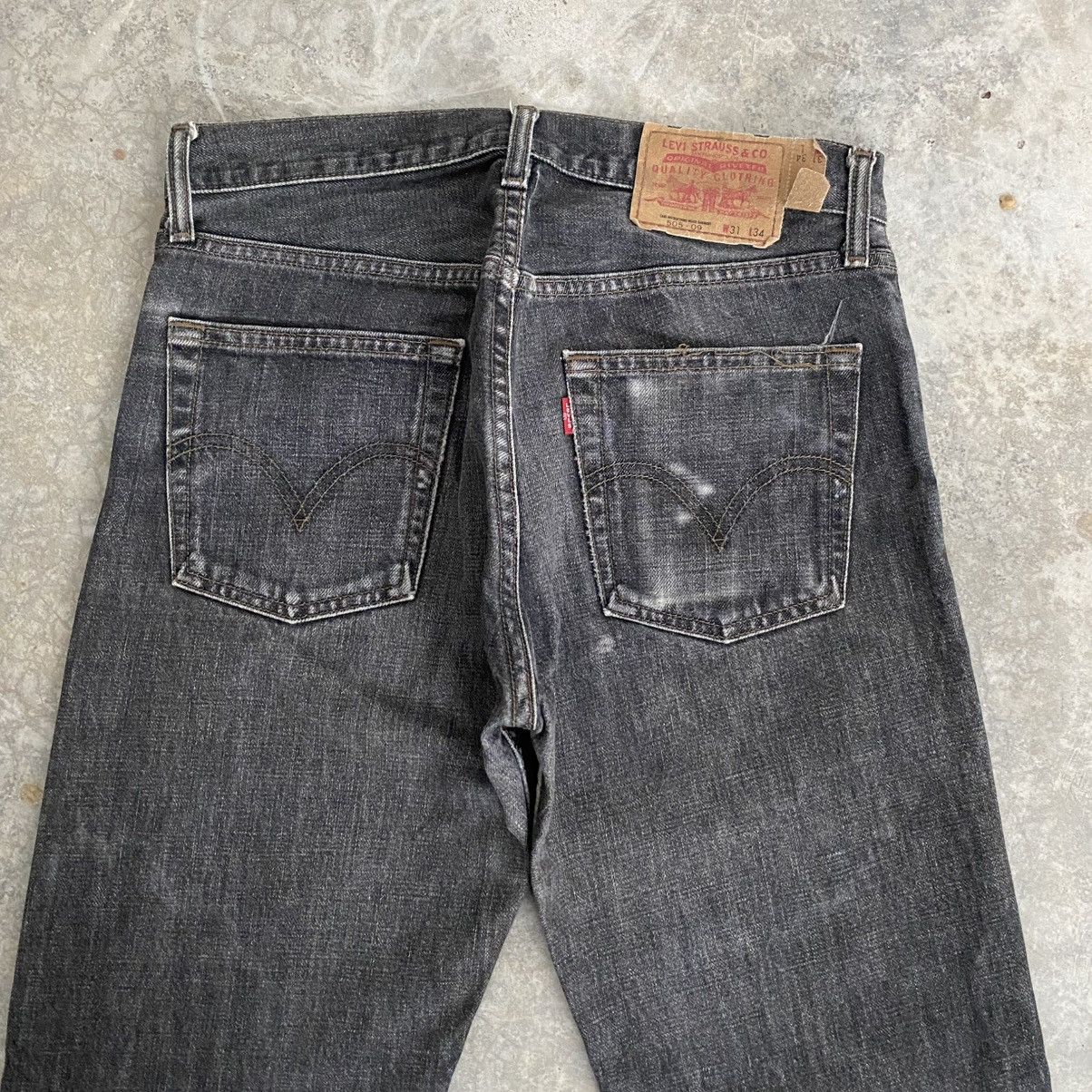 Levi's Size 31x29.5 Vintage Levis 505 Faded Black Denim Jeans Size US 31 - 11 Thumbnail